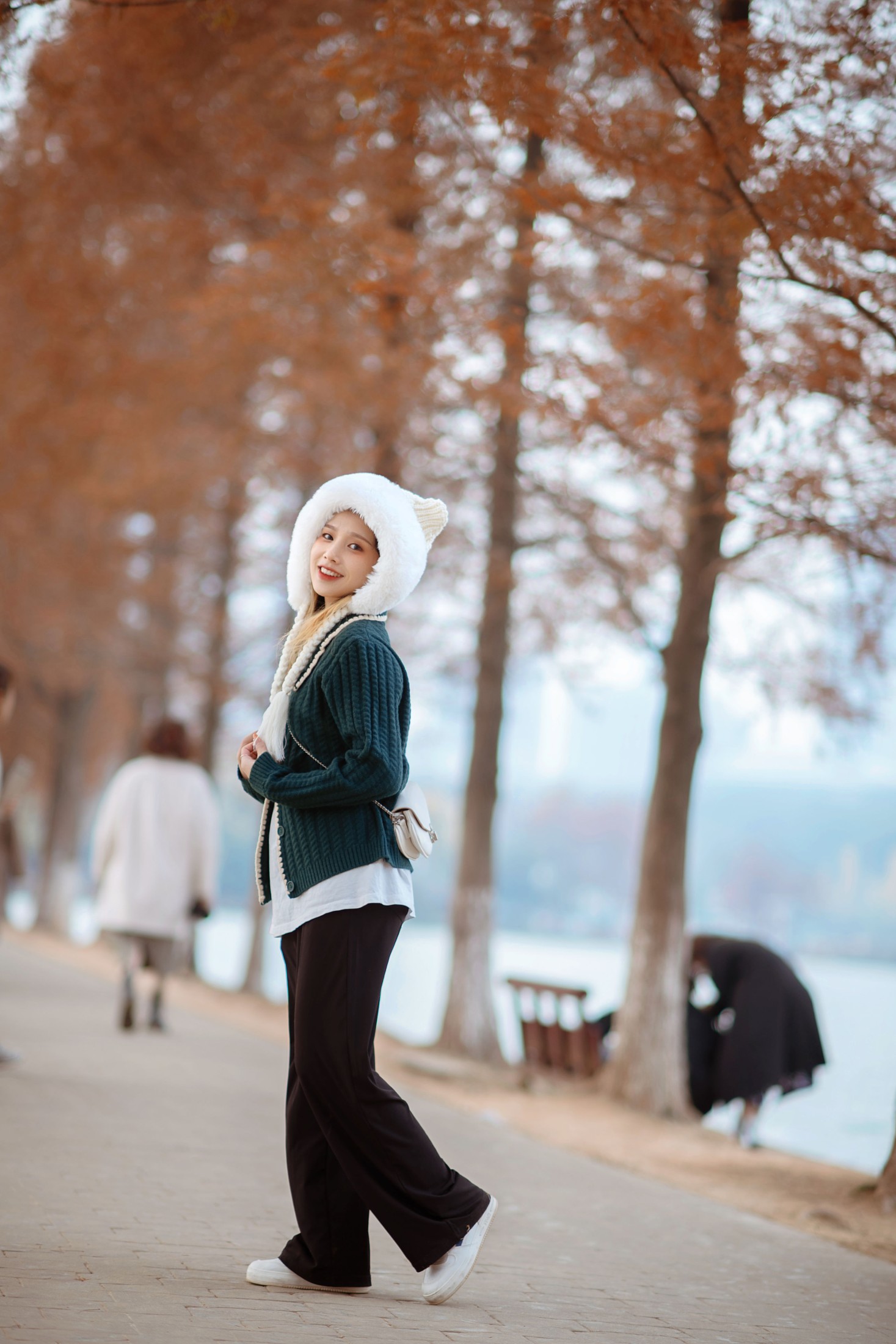 龙雪 – 《秋末》[23P]