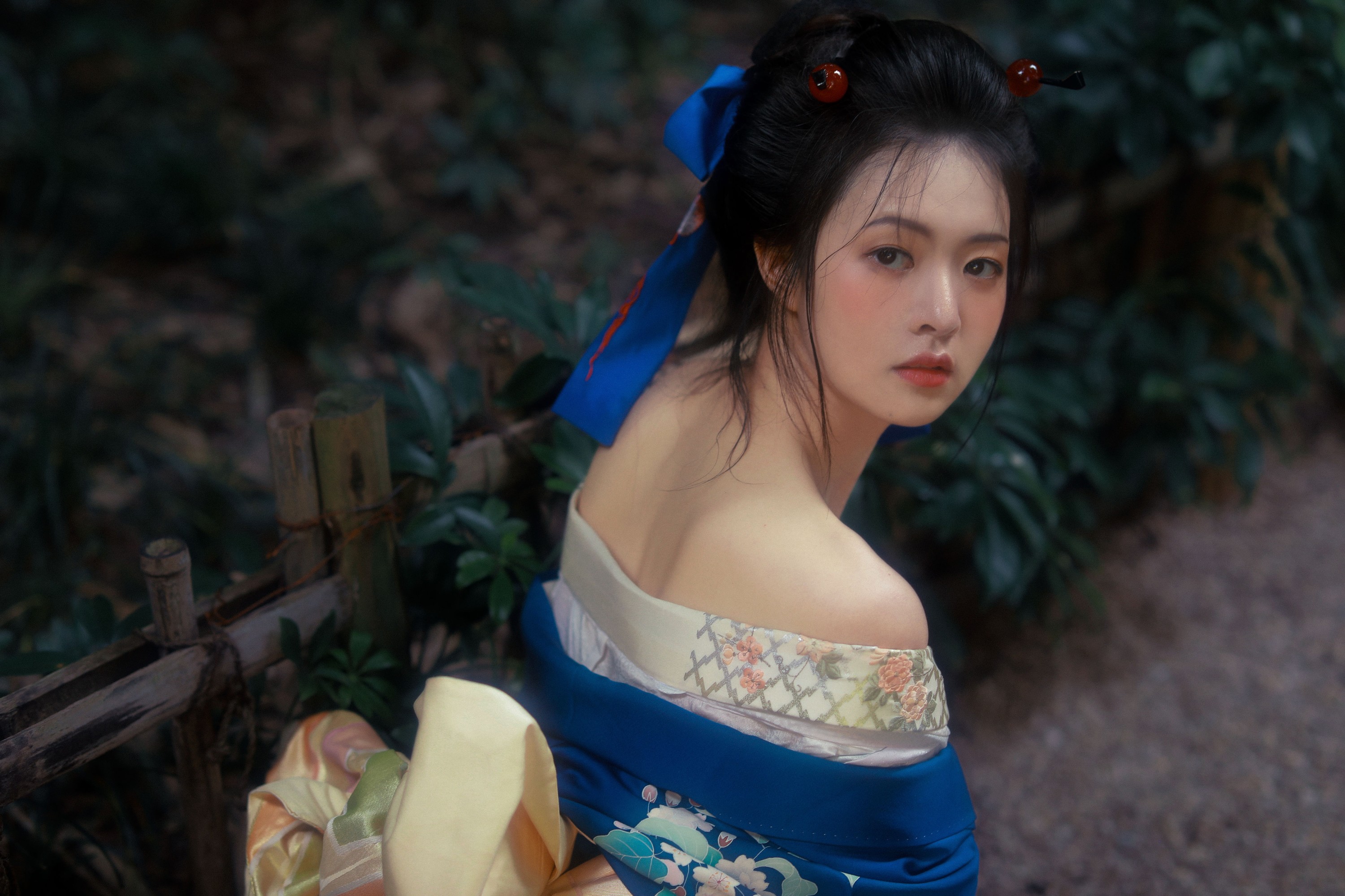 泱泱 – 《温柔的眼眸》[24P]