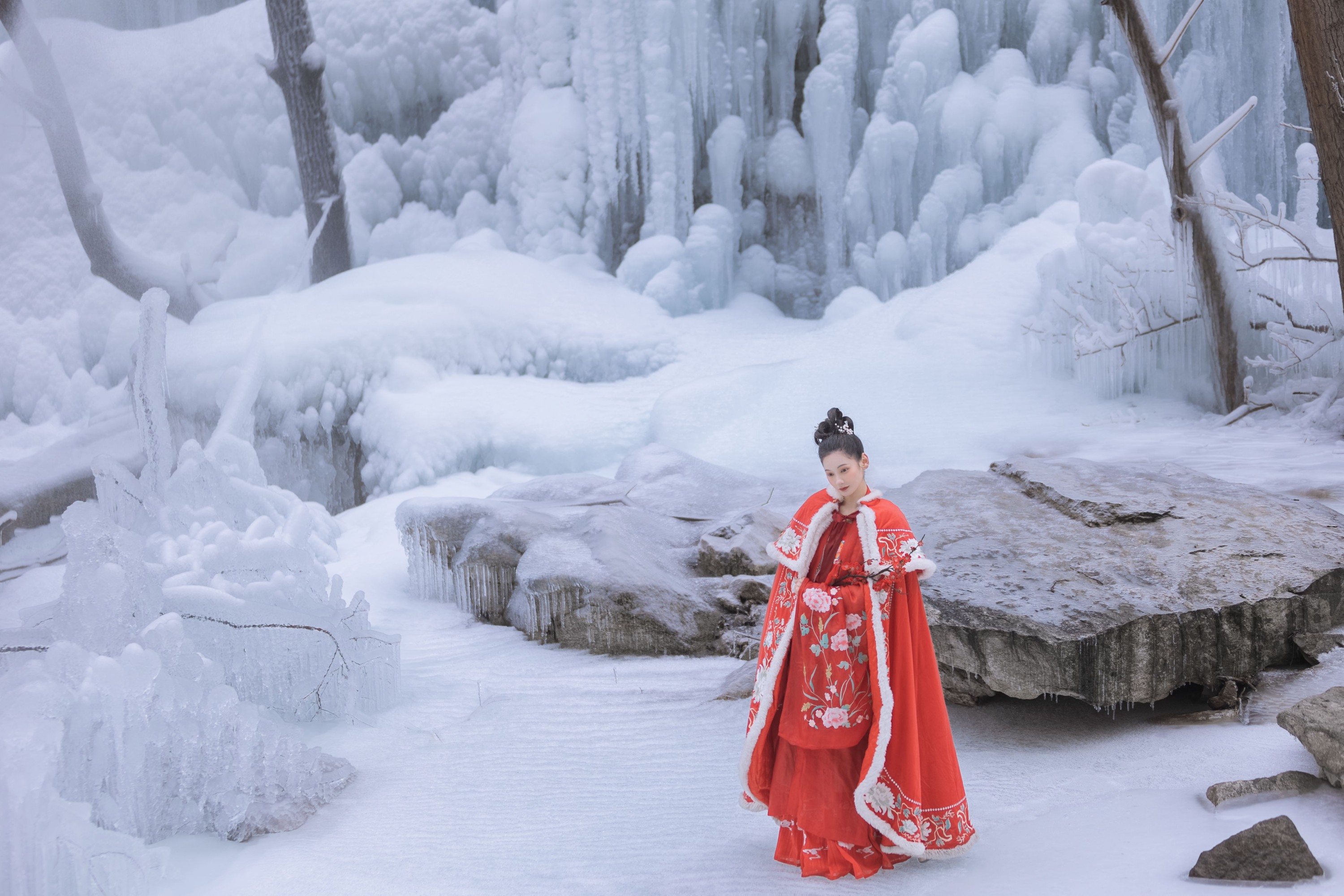 稀饭饭_禹莘 – 《苍山暮雪》[32P]