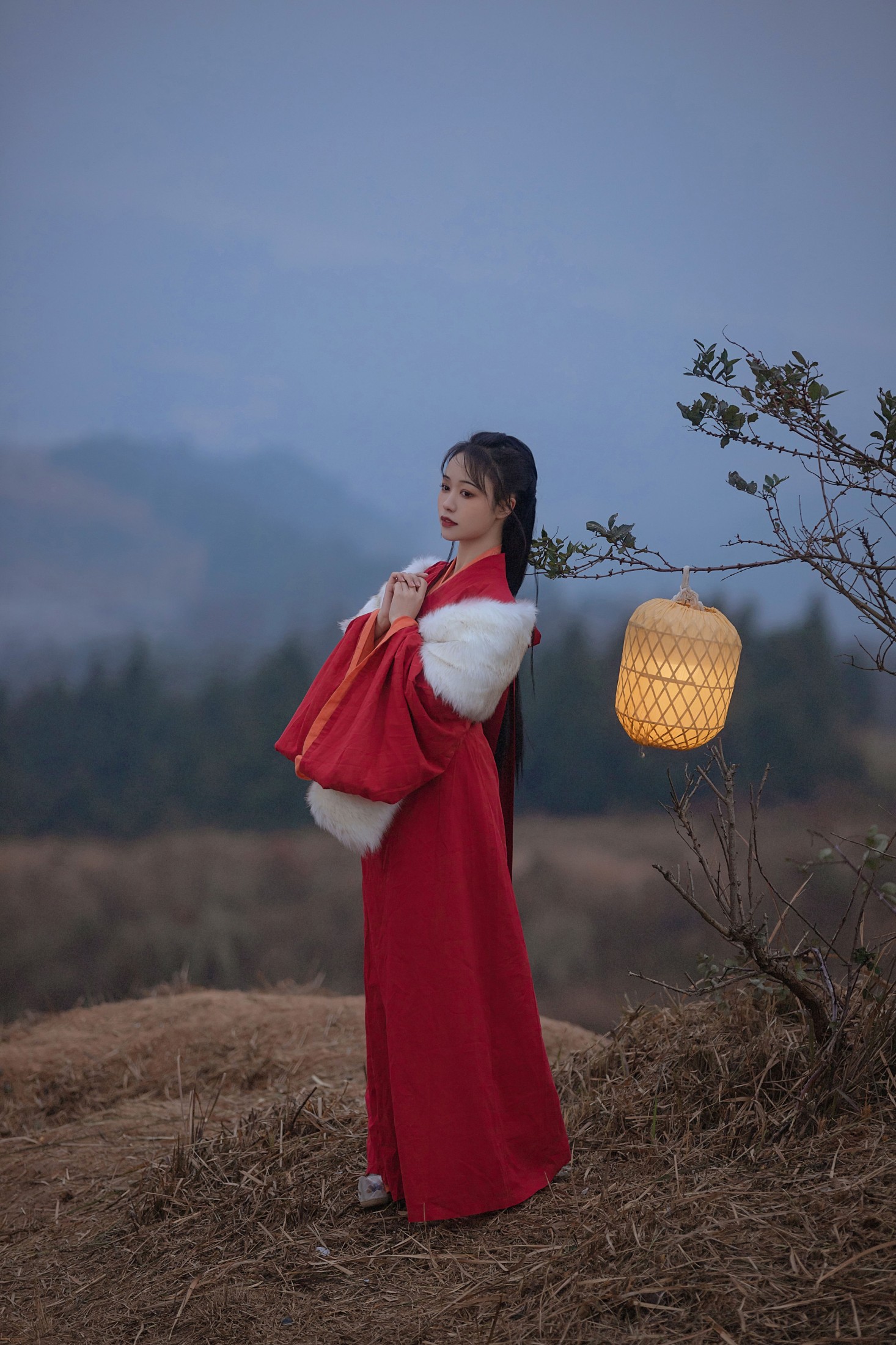 梨一依 – 《西沉》[26P]