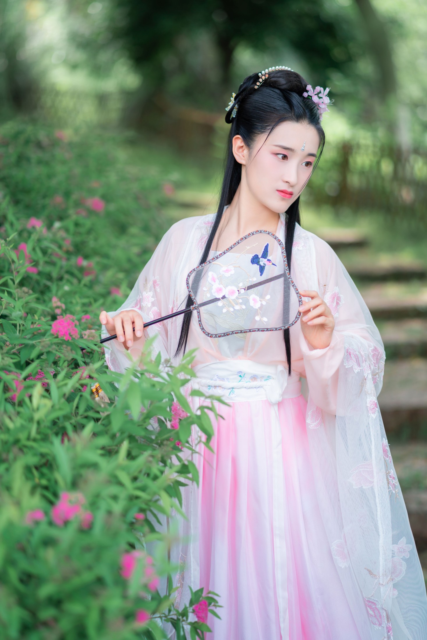 小雨 – 《春日游园》[32P]