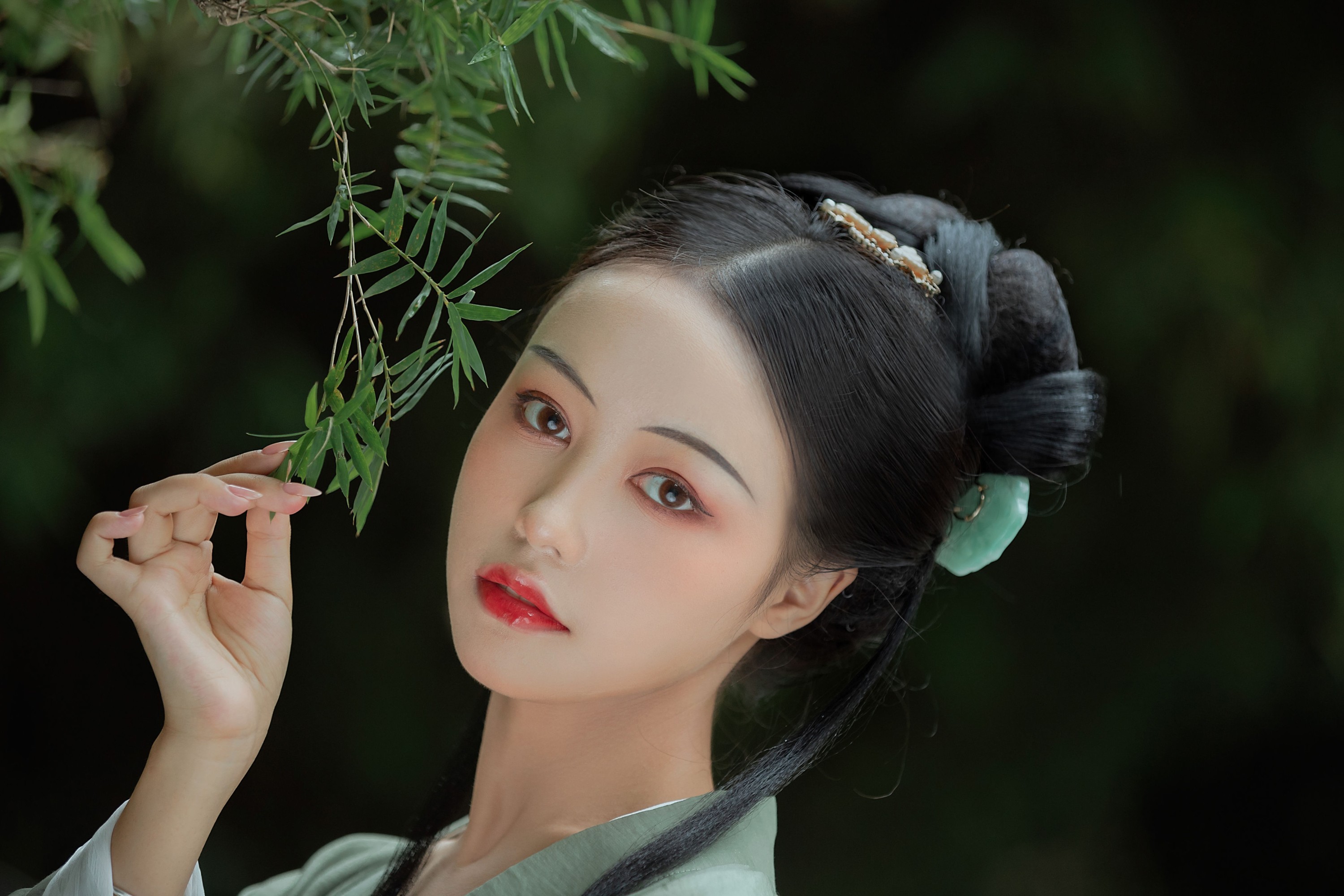 梨一依 – 《见山》[19P]
