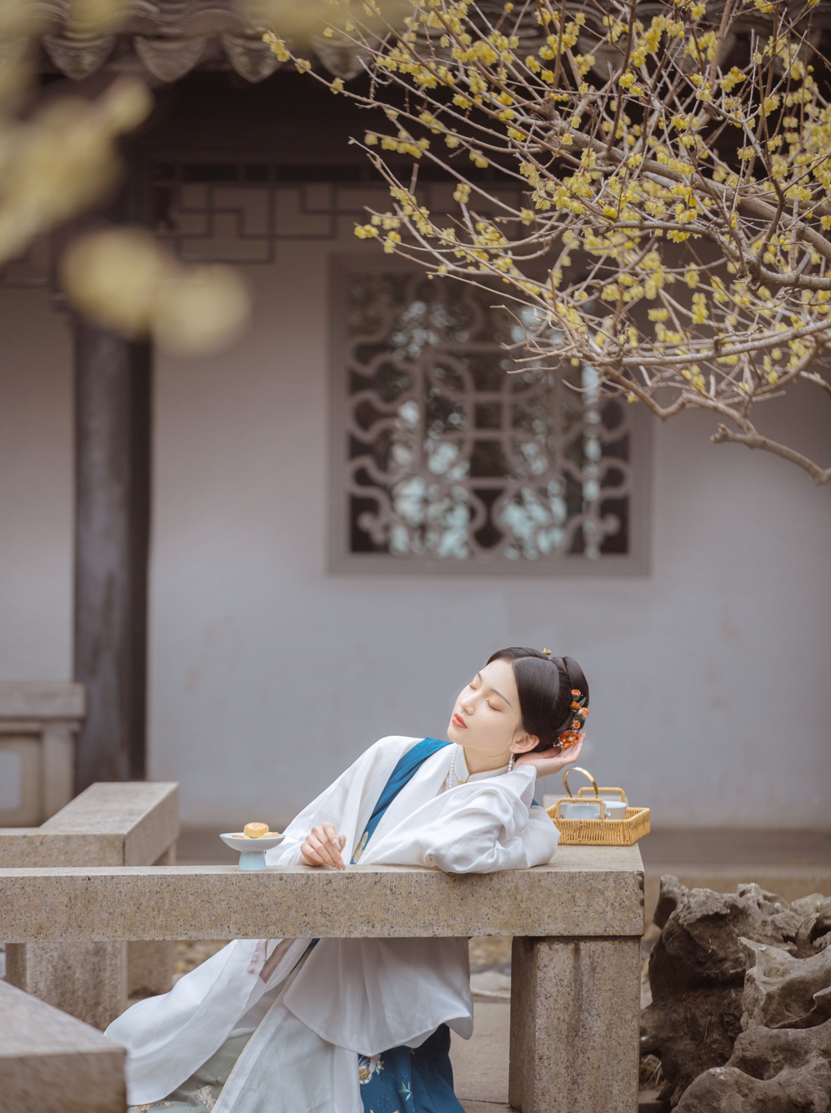 二一芝 – 《春事到桐花》[35P]