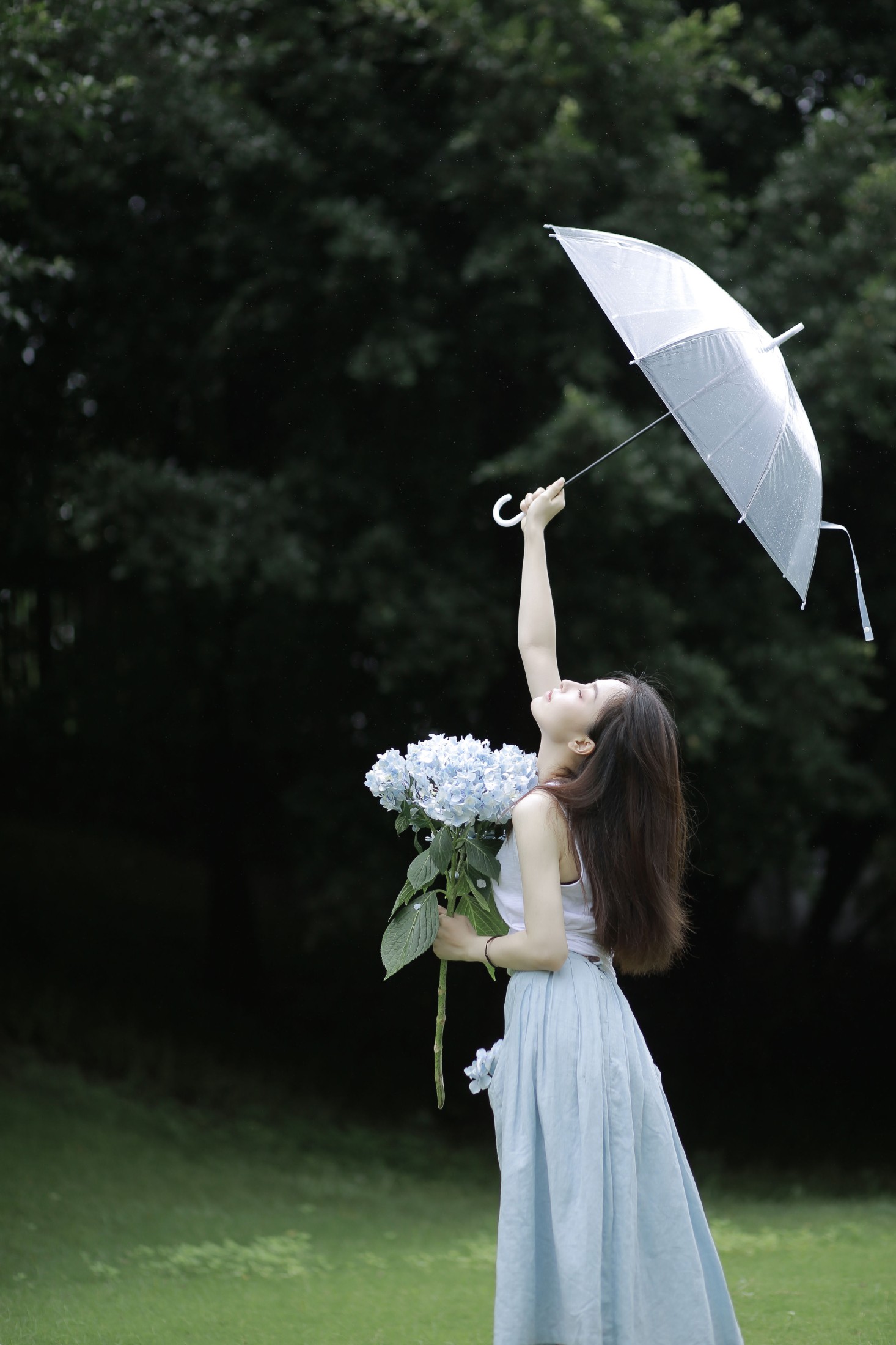屈凌西 – 《雨后清爽的风》[22P]