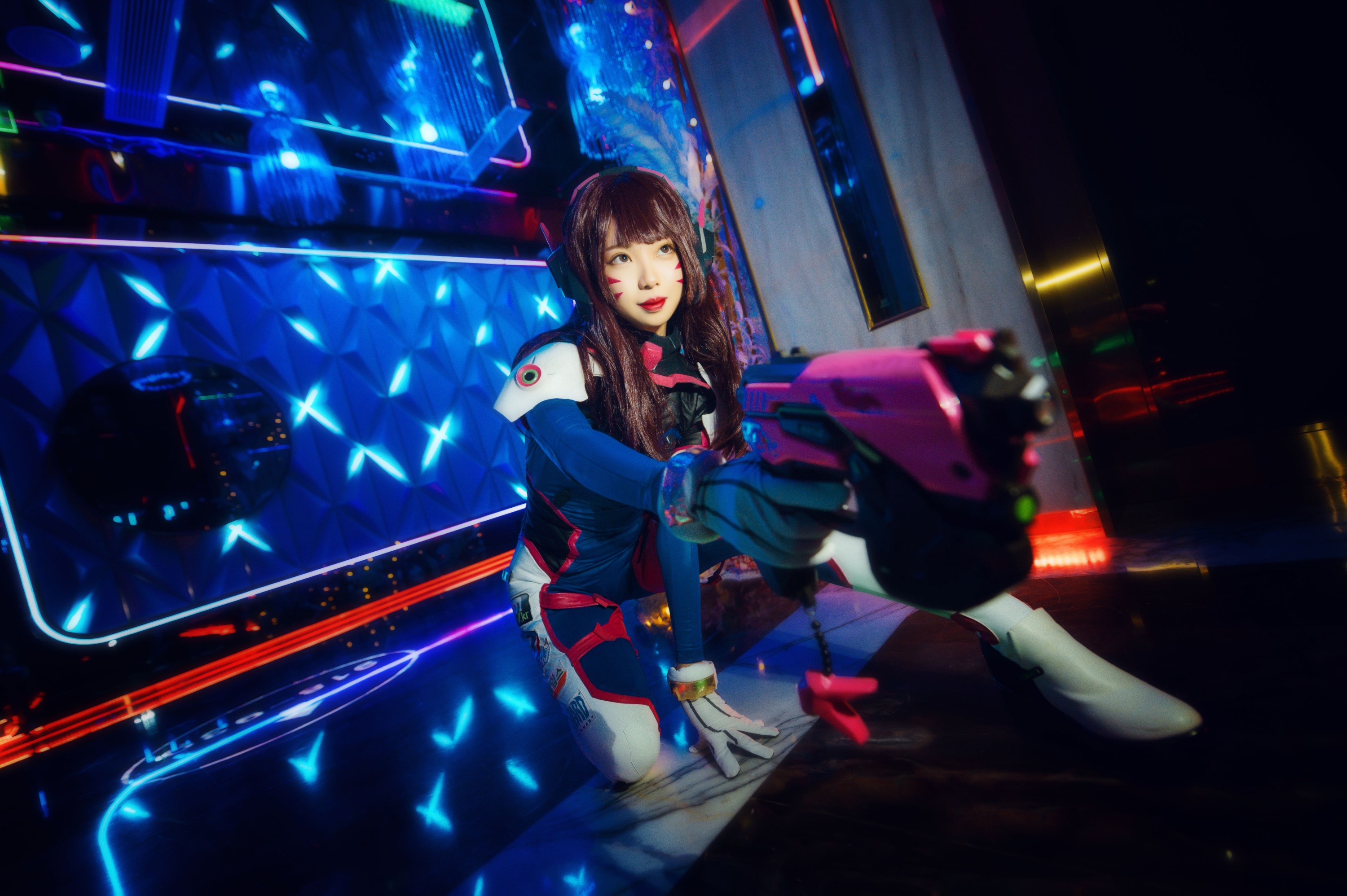 池子 – 《D.Va》[20P]