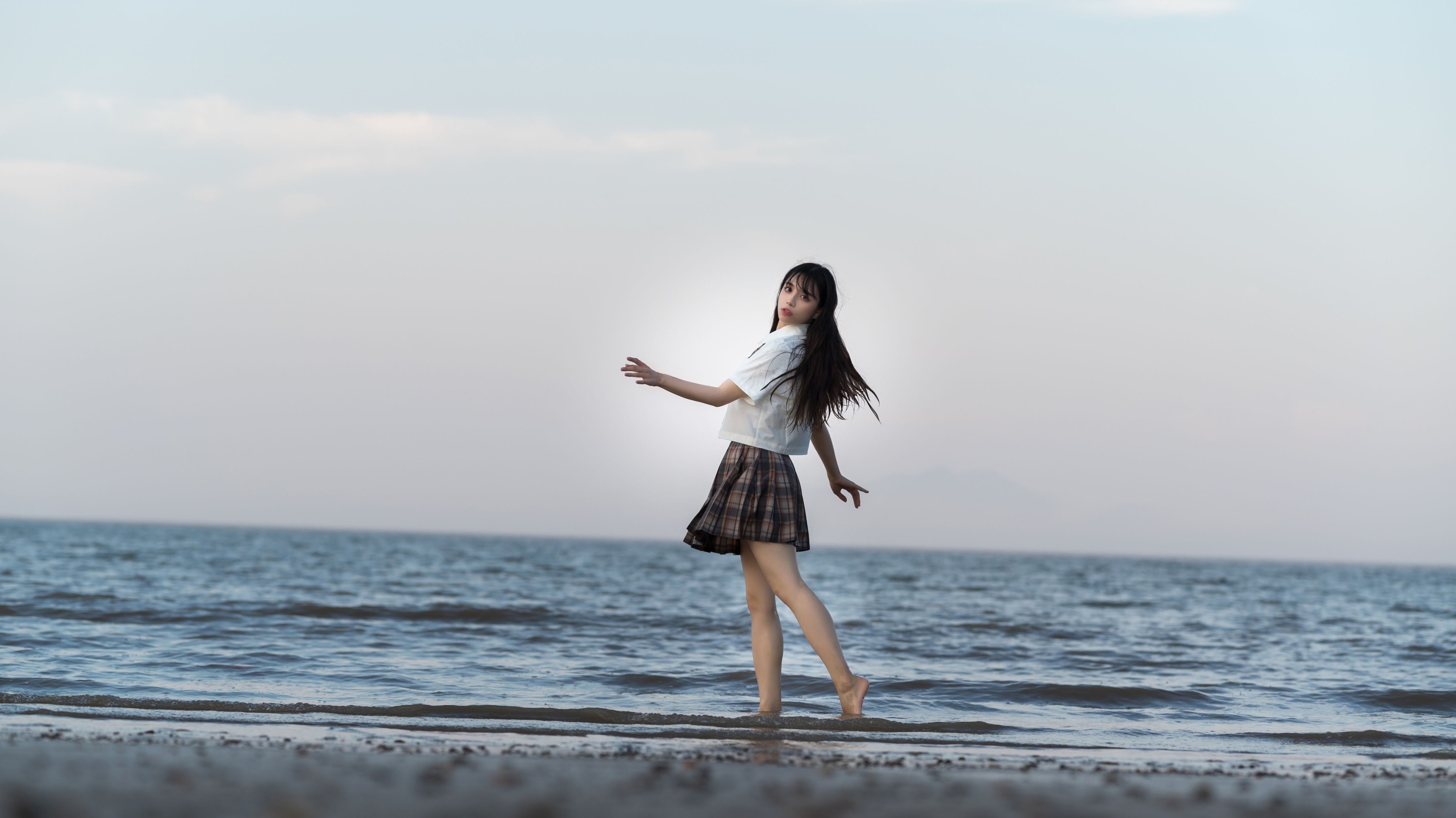 贰加六 – 《追浪》[26P]