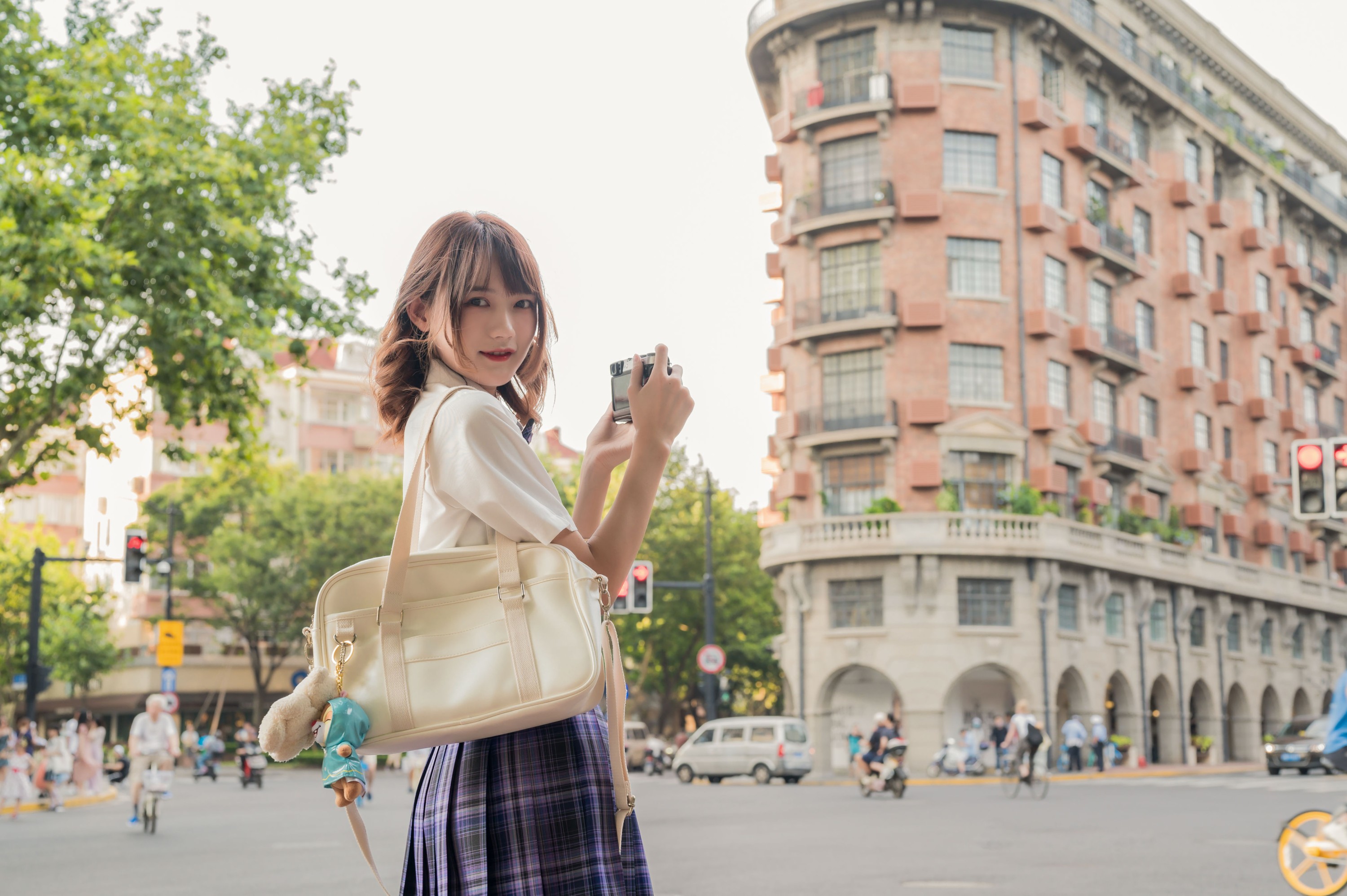 兔子Zzz不吃胡萝卜 – 《文艺少女》[24P]