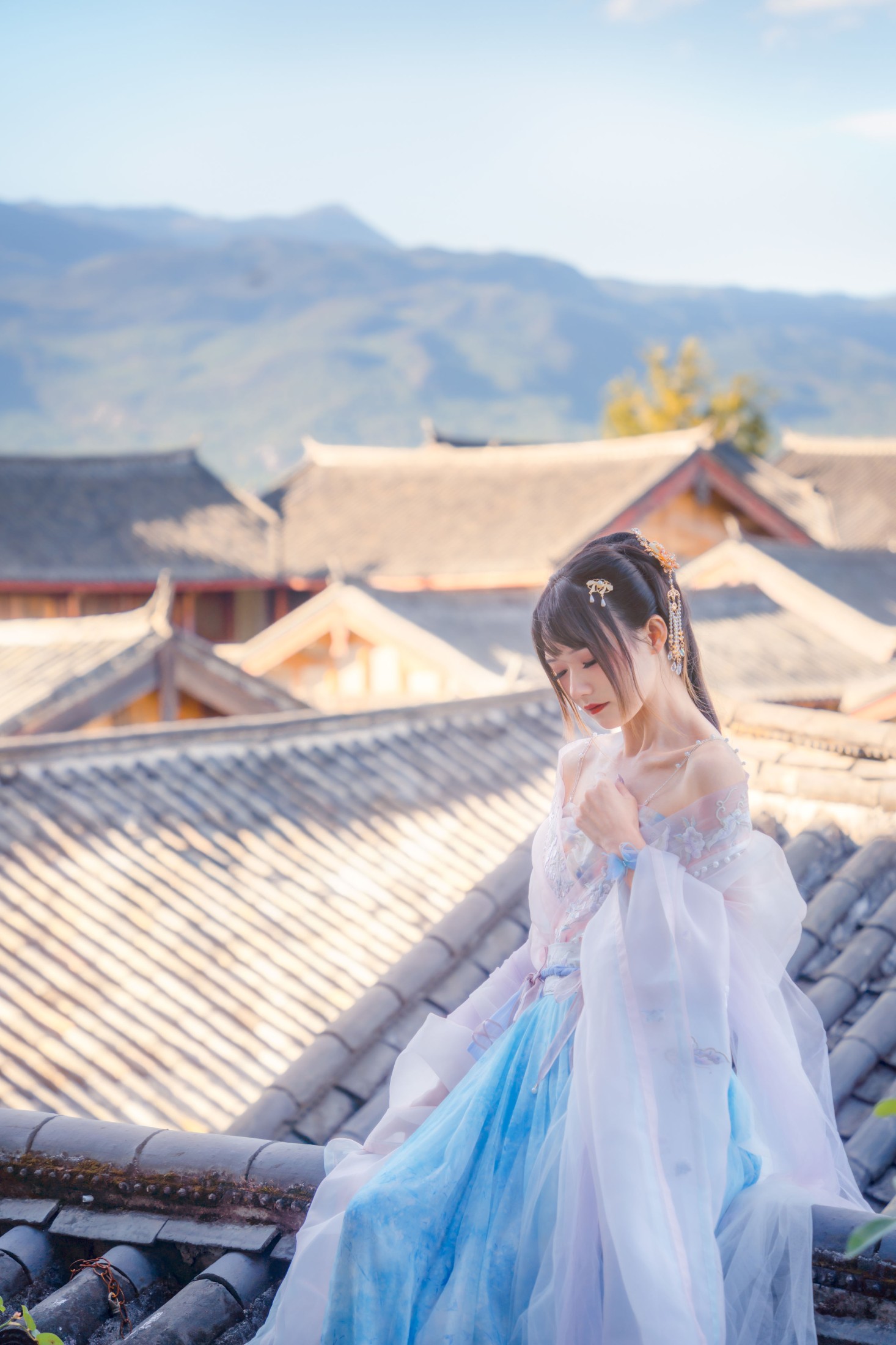 兔子Zzz不吃胡萝卜 – 《丽江屋顶》[23P]