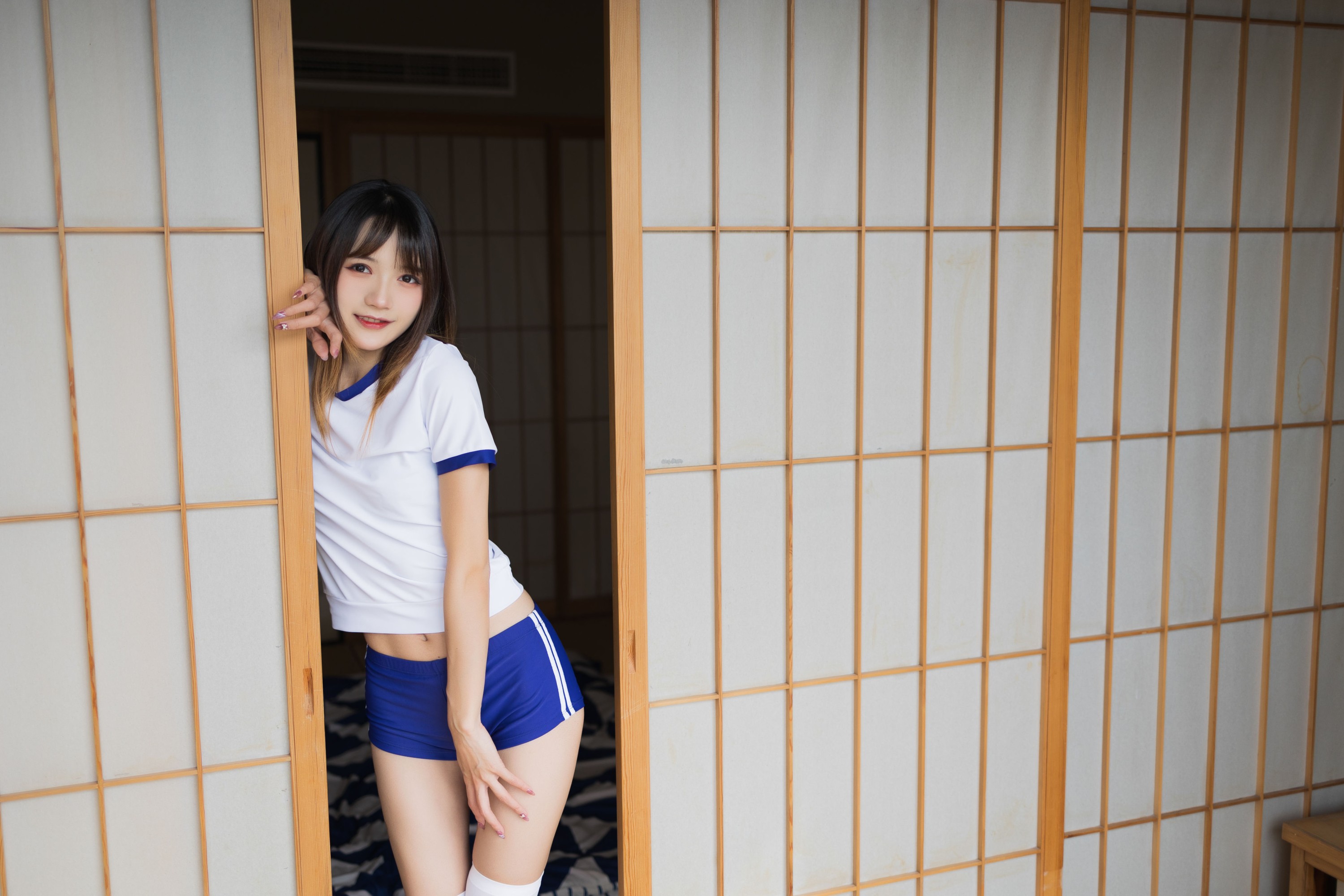兔子Zzz不吃胡萝卜 – 《体操服少女》[37P]