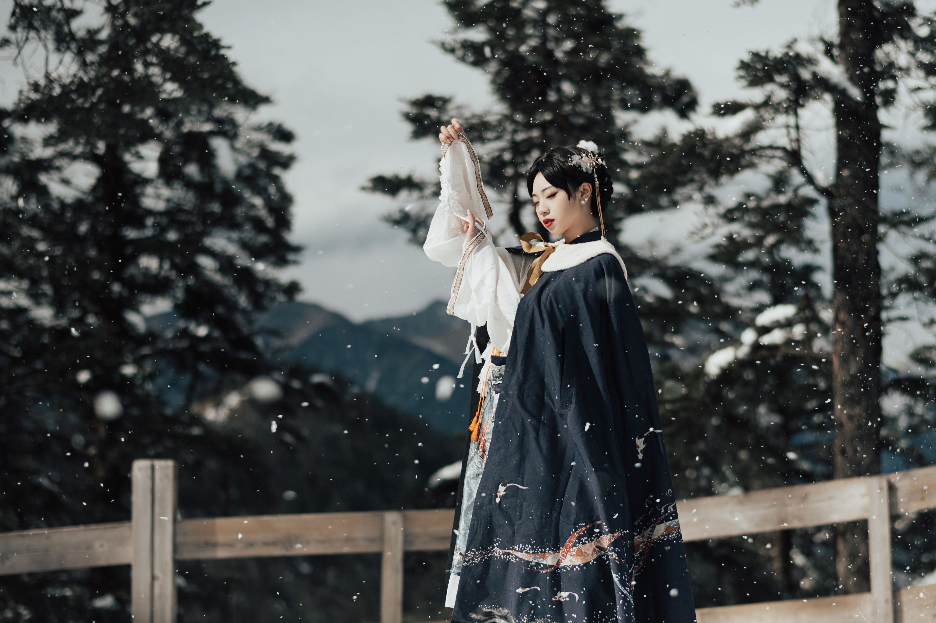 池子 – 《南山雪》[22P]