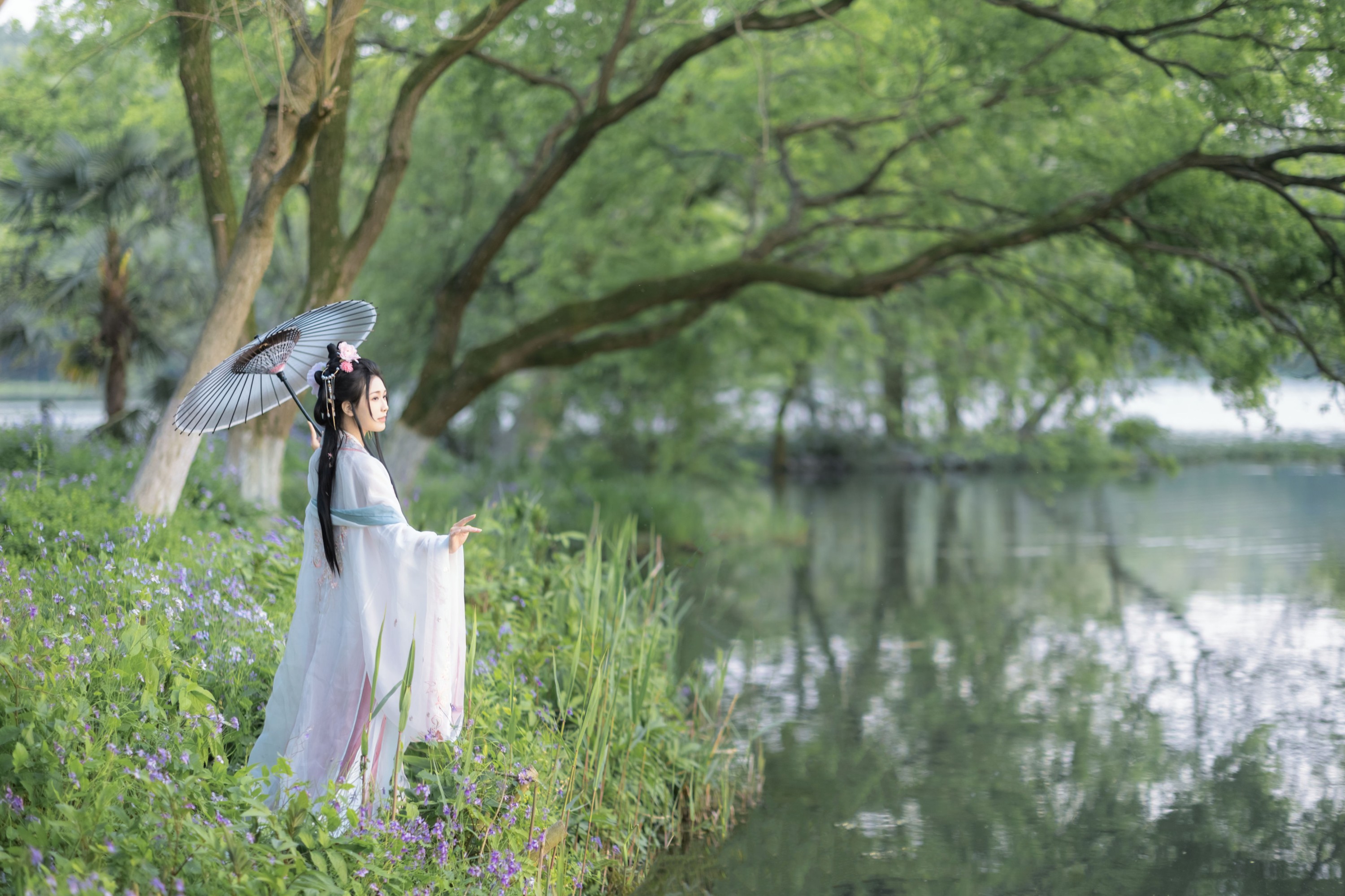 阿銧 – 《花间》[34P]