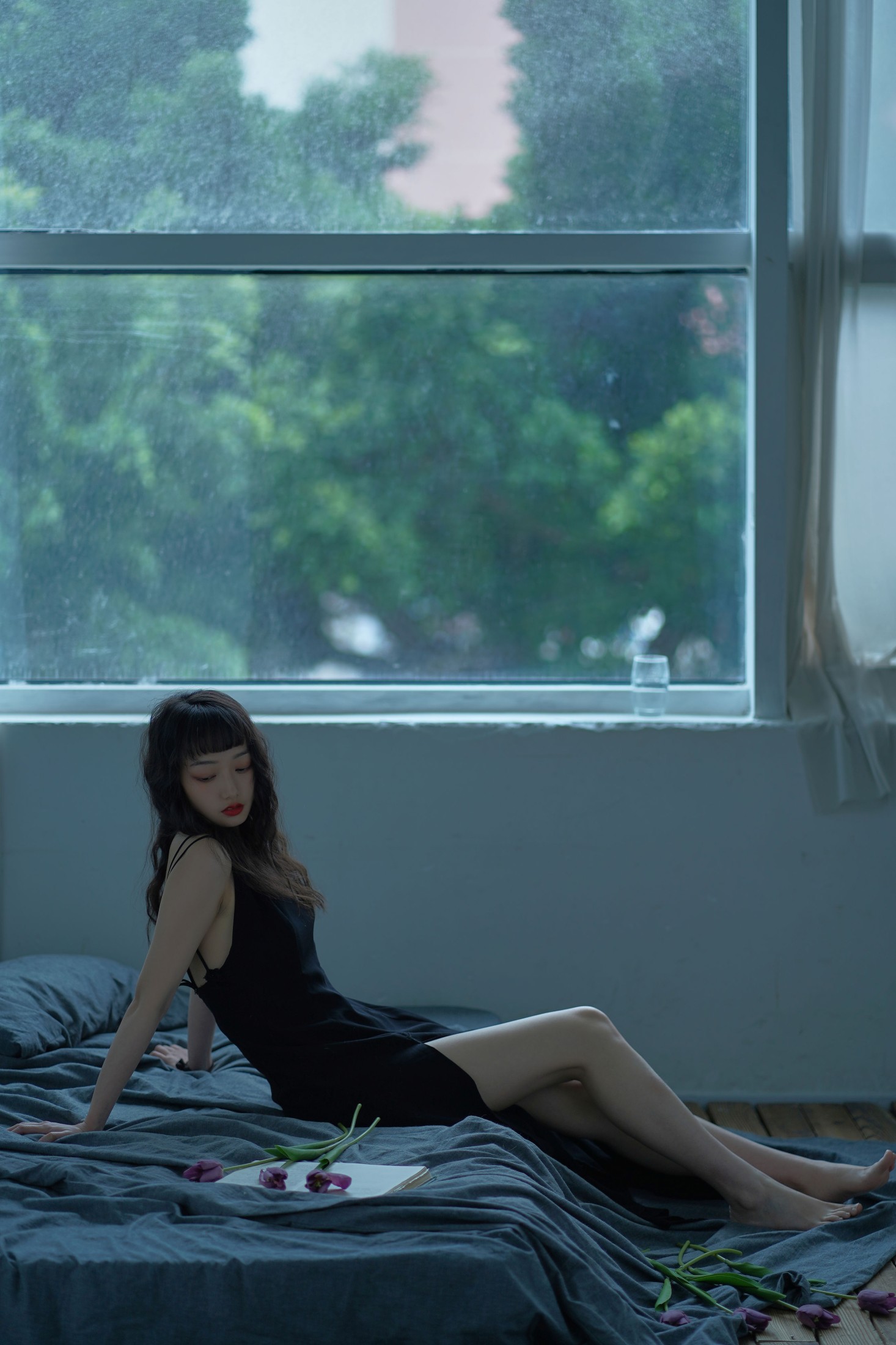 潇潇 – 《被雨伤透》[27P]