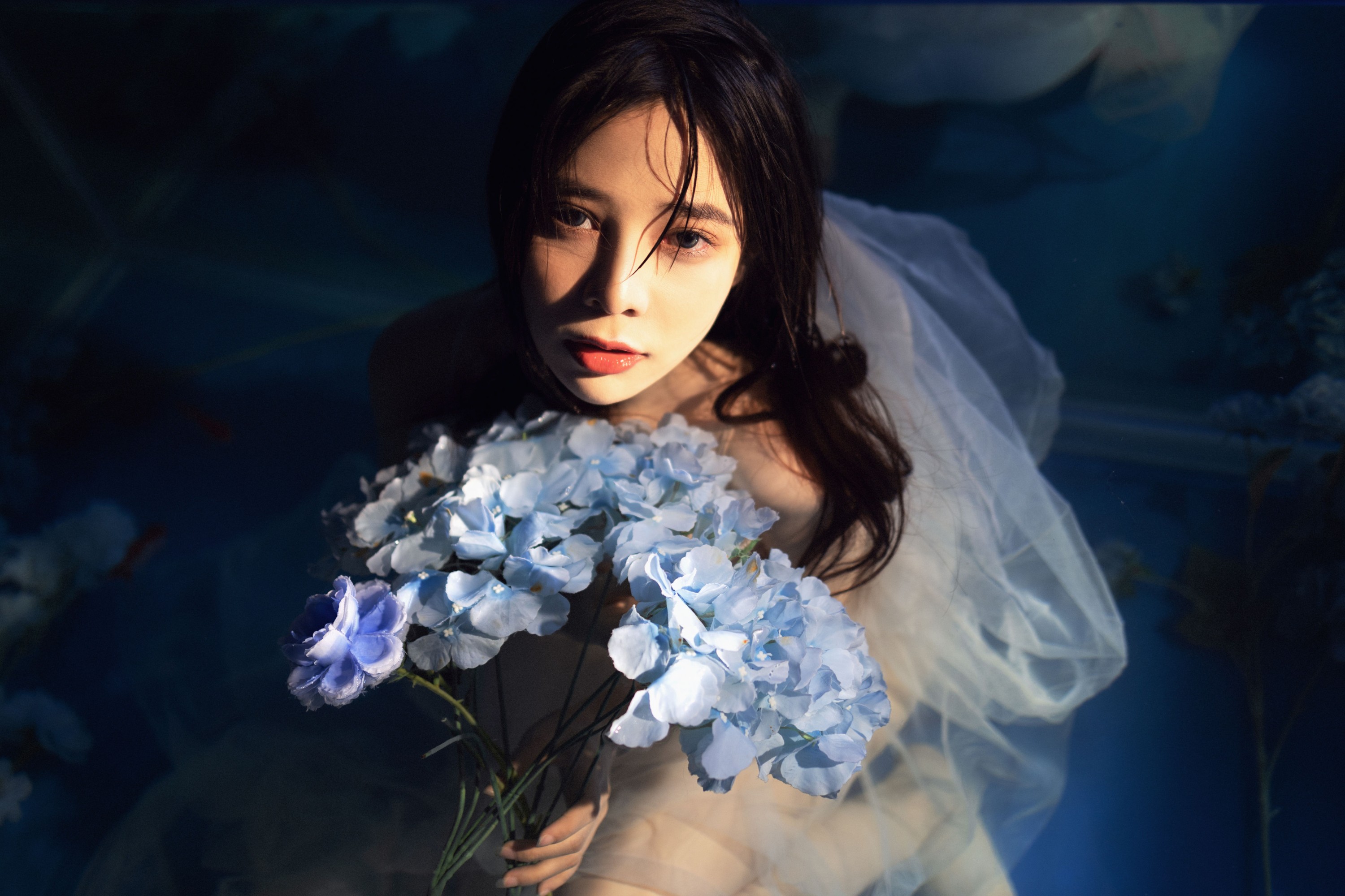 蛋蛋 – 《镜花水月》[35P]