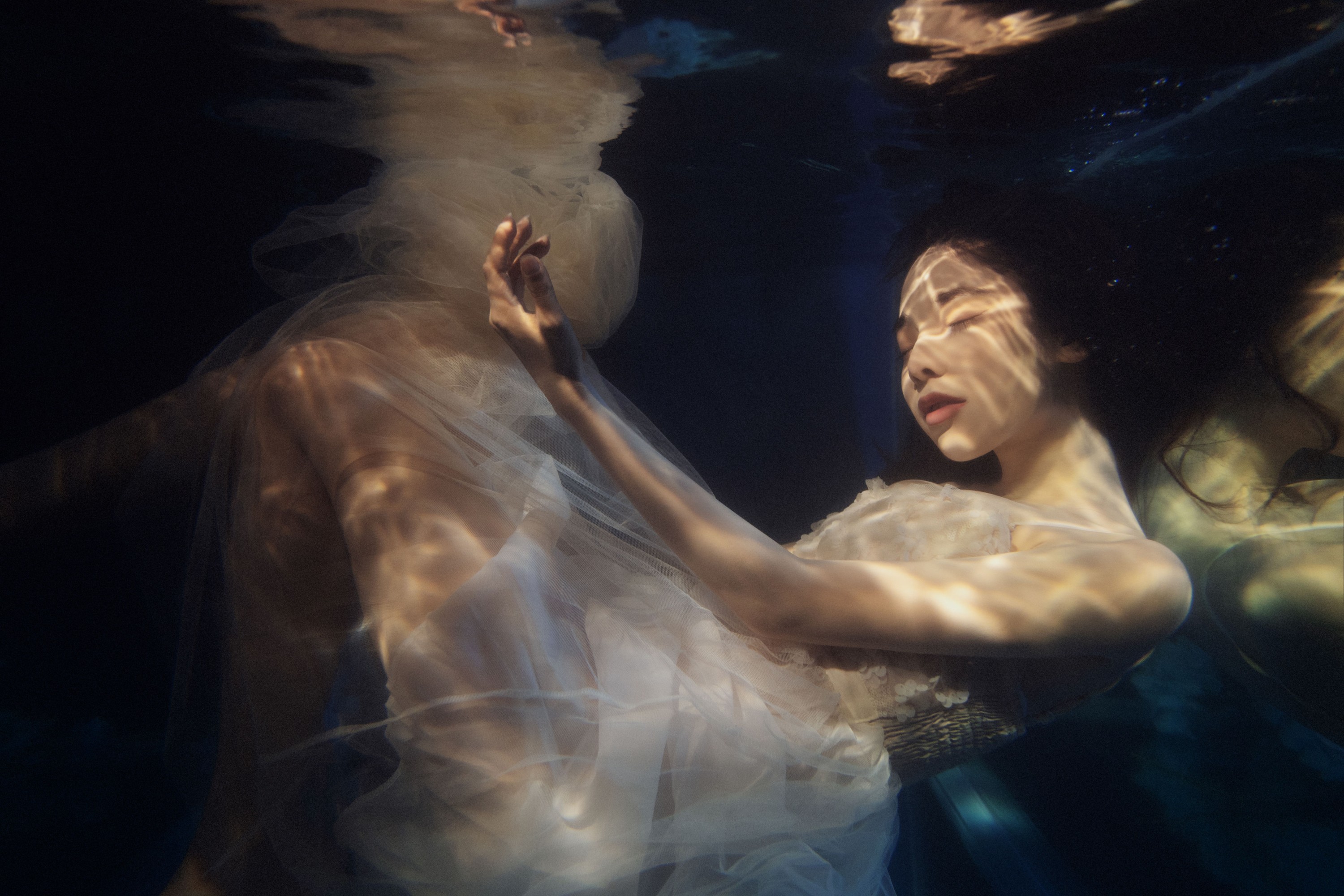 蛋蛋 – 《镜花水月》[35P]