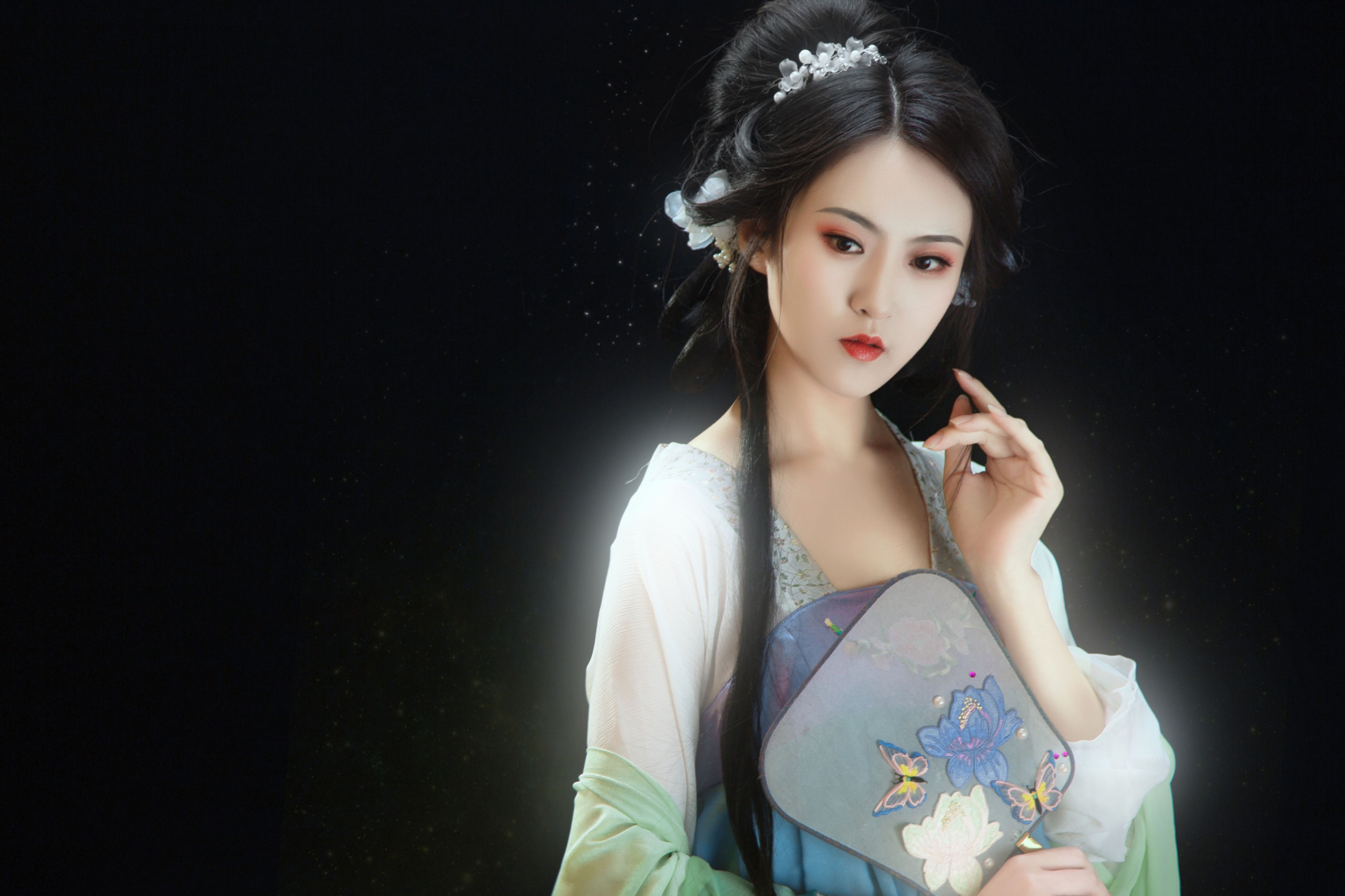 妮妮 – 《芰荷香》[22P]