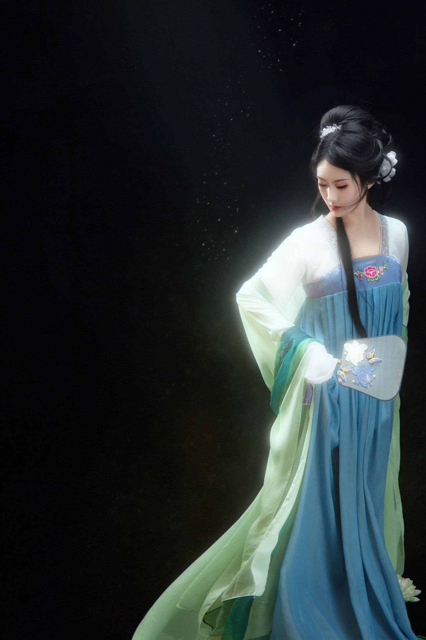 妮妮 – 《芰荷香》[22P]
