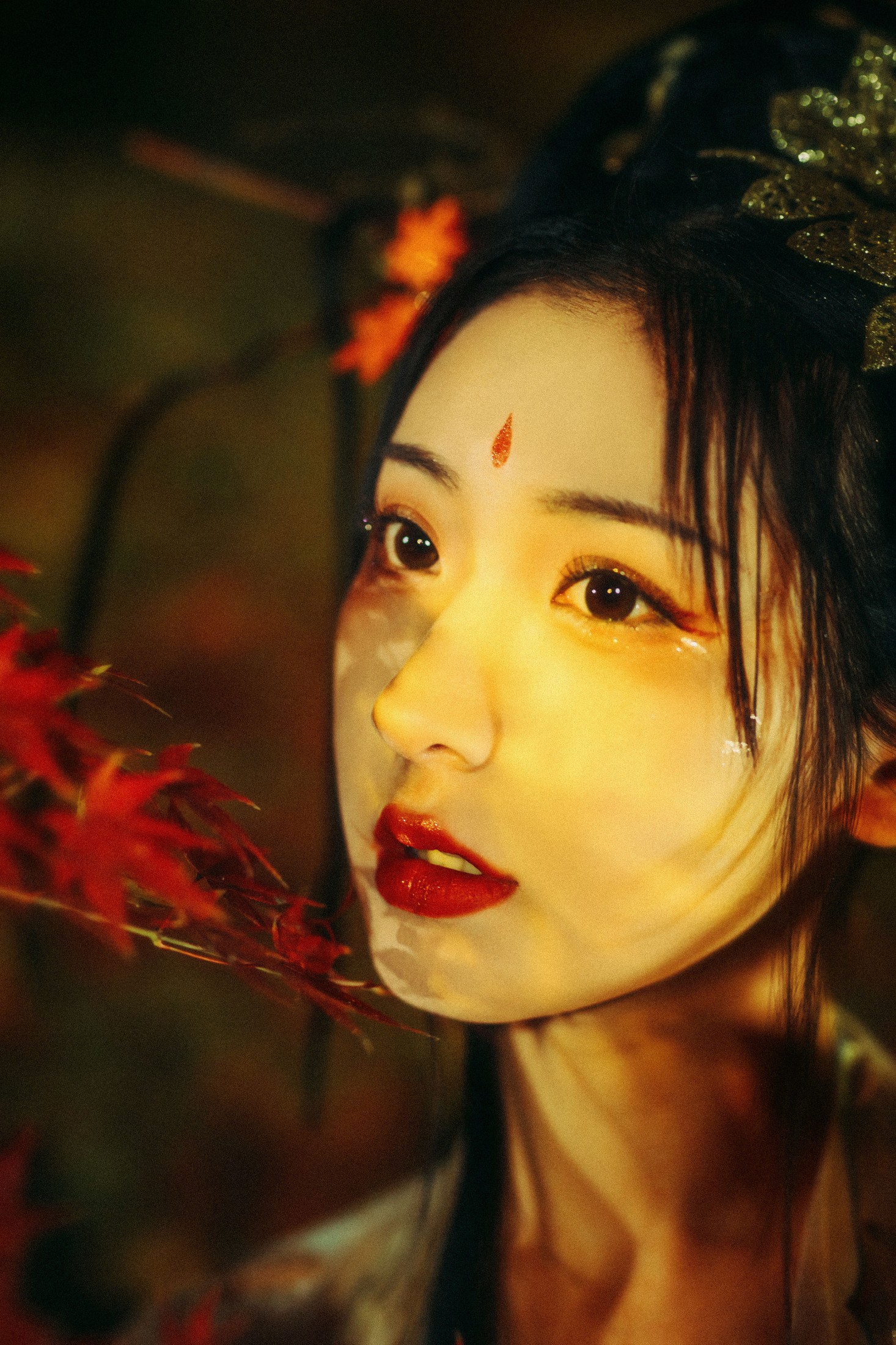 爱野超有味 – 《夜枫》[25P]