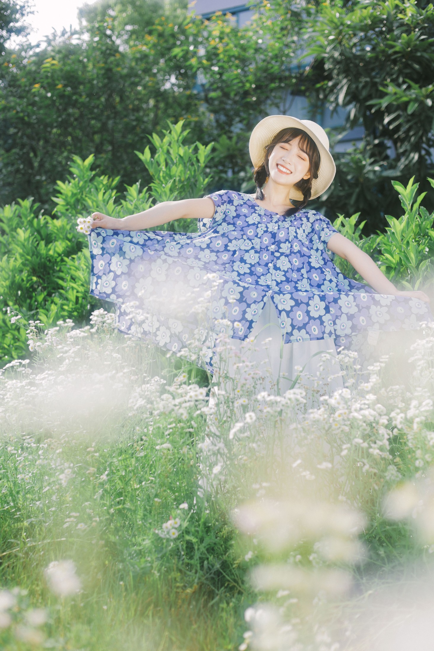 一只阿梦崽 – 《初夏的花海》[35P]
