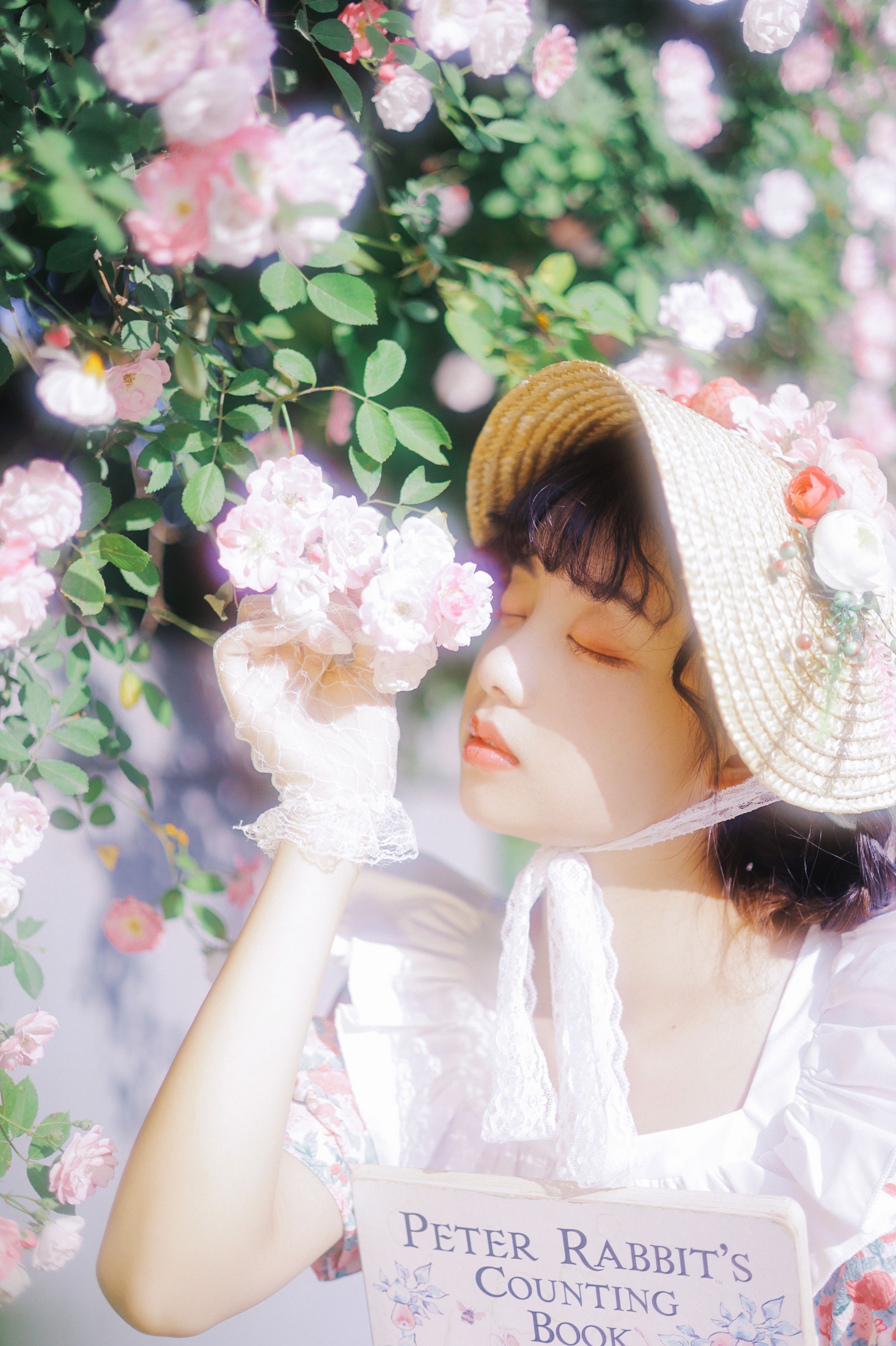 芊芊 – 《少女花事》[24P]
