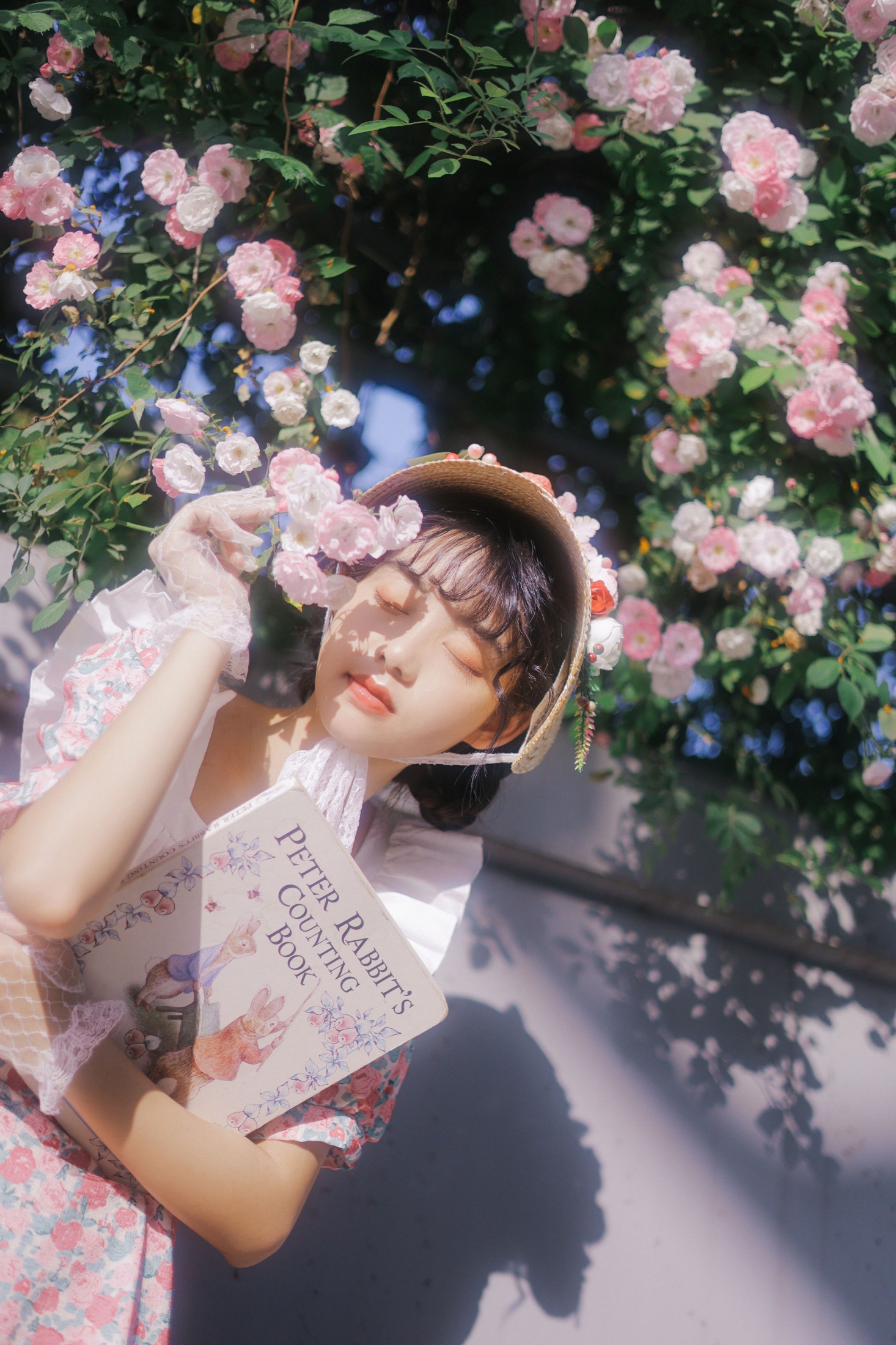芊芊 – 《少女花事》[24P]