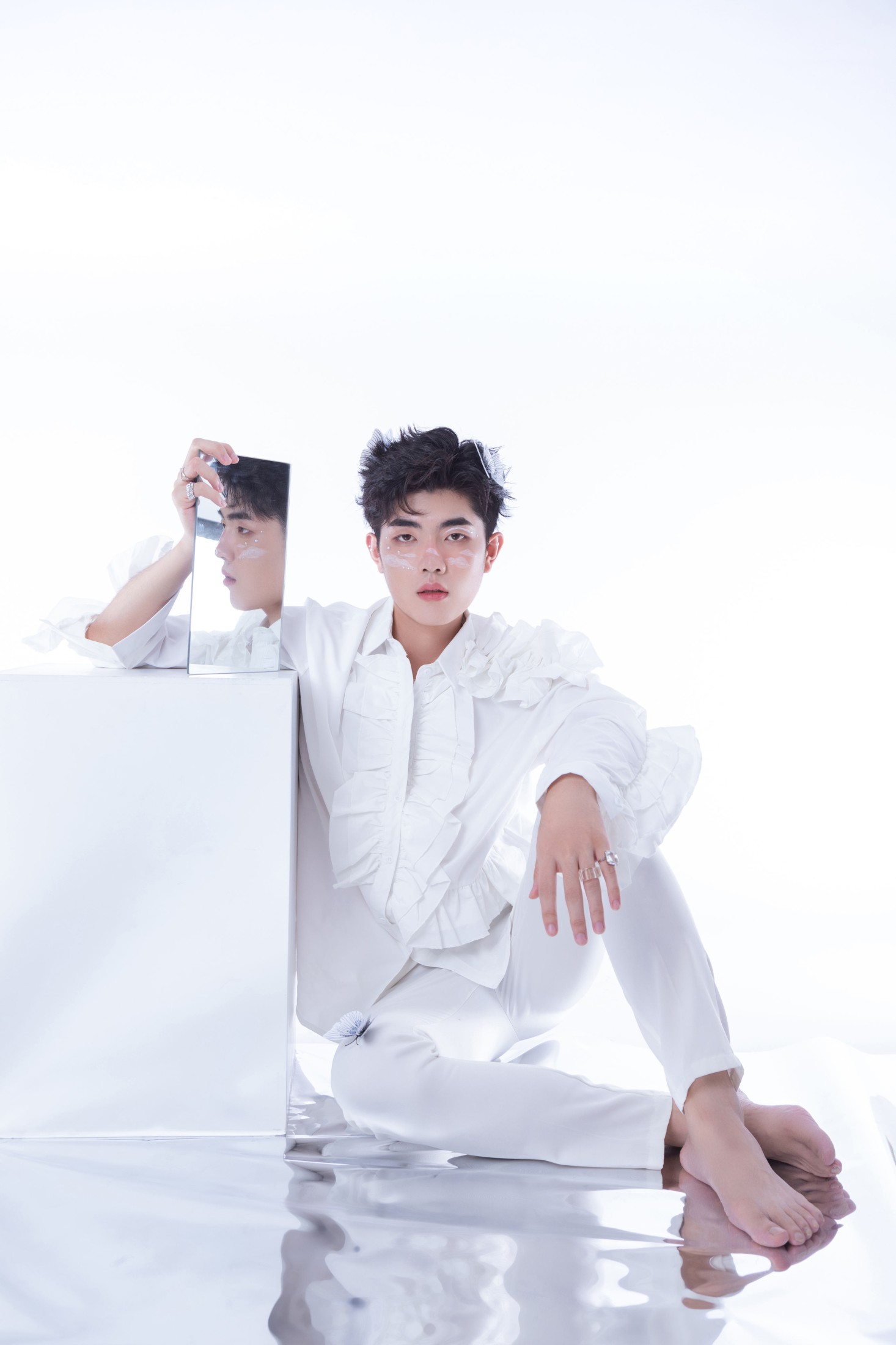 陈川儿Andrew – 《白色蝴蝶》[23P]