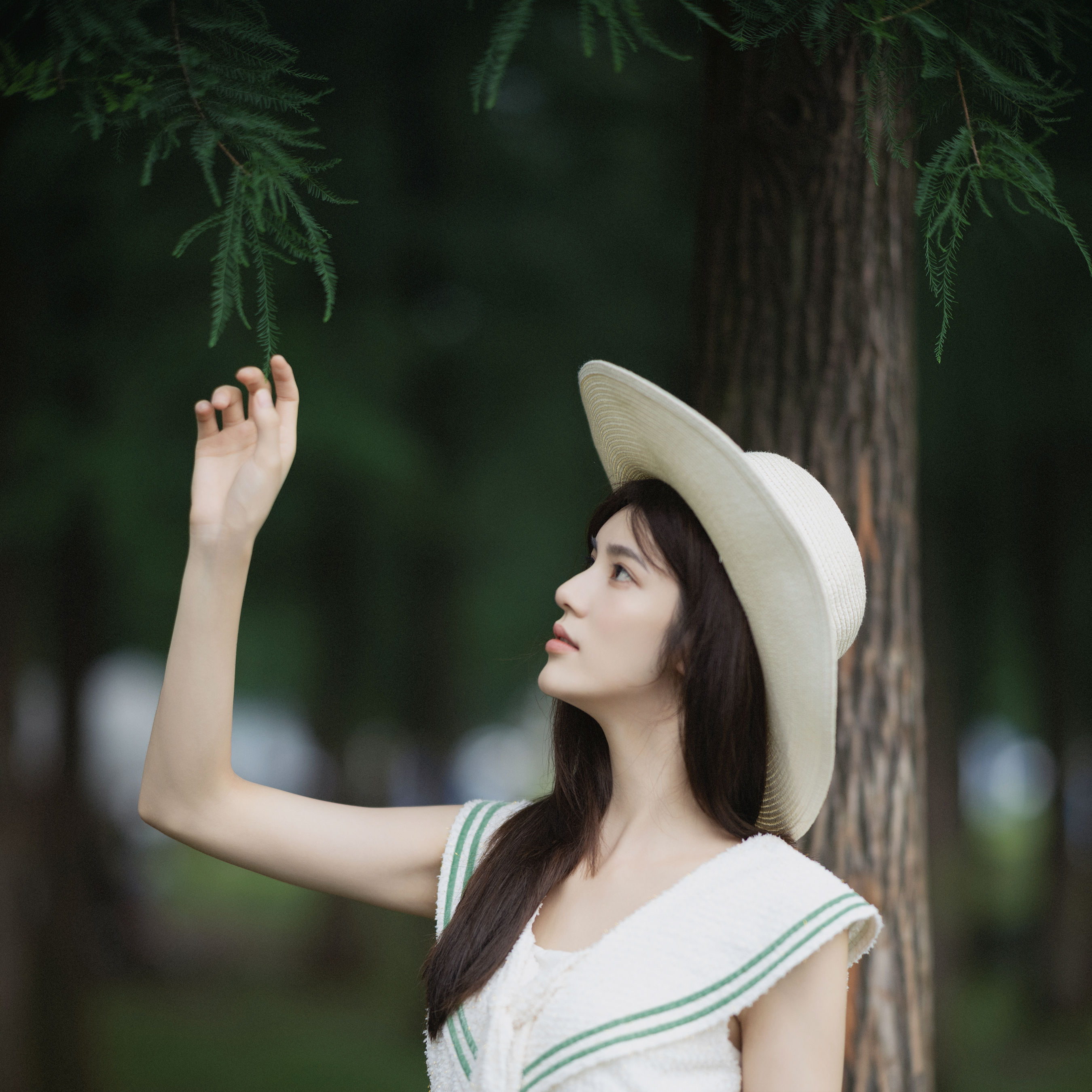 诗诗 – 《晴天阴天雨天》[47P]