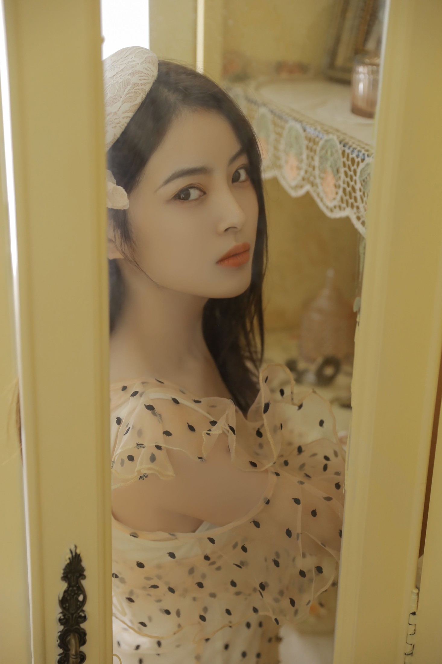胡允恩YooEn – 《转瞬》[22P]