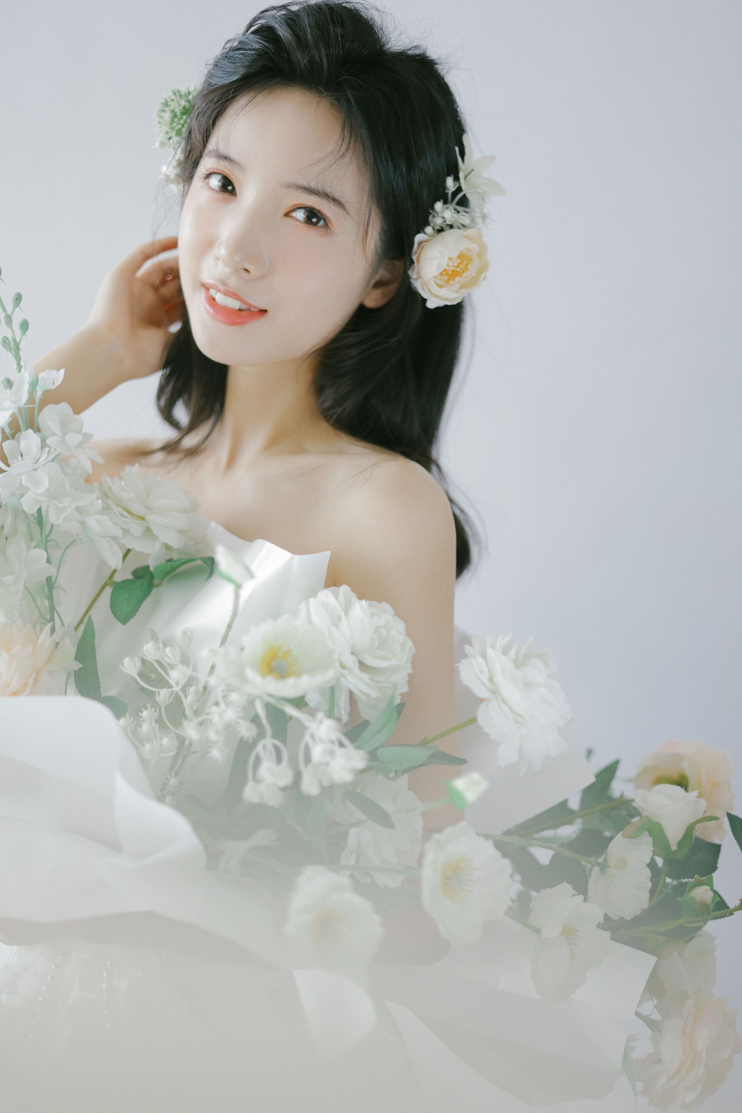 一只阿梦崽 – 《花束女孩》[32P]