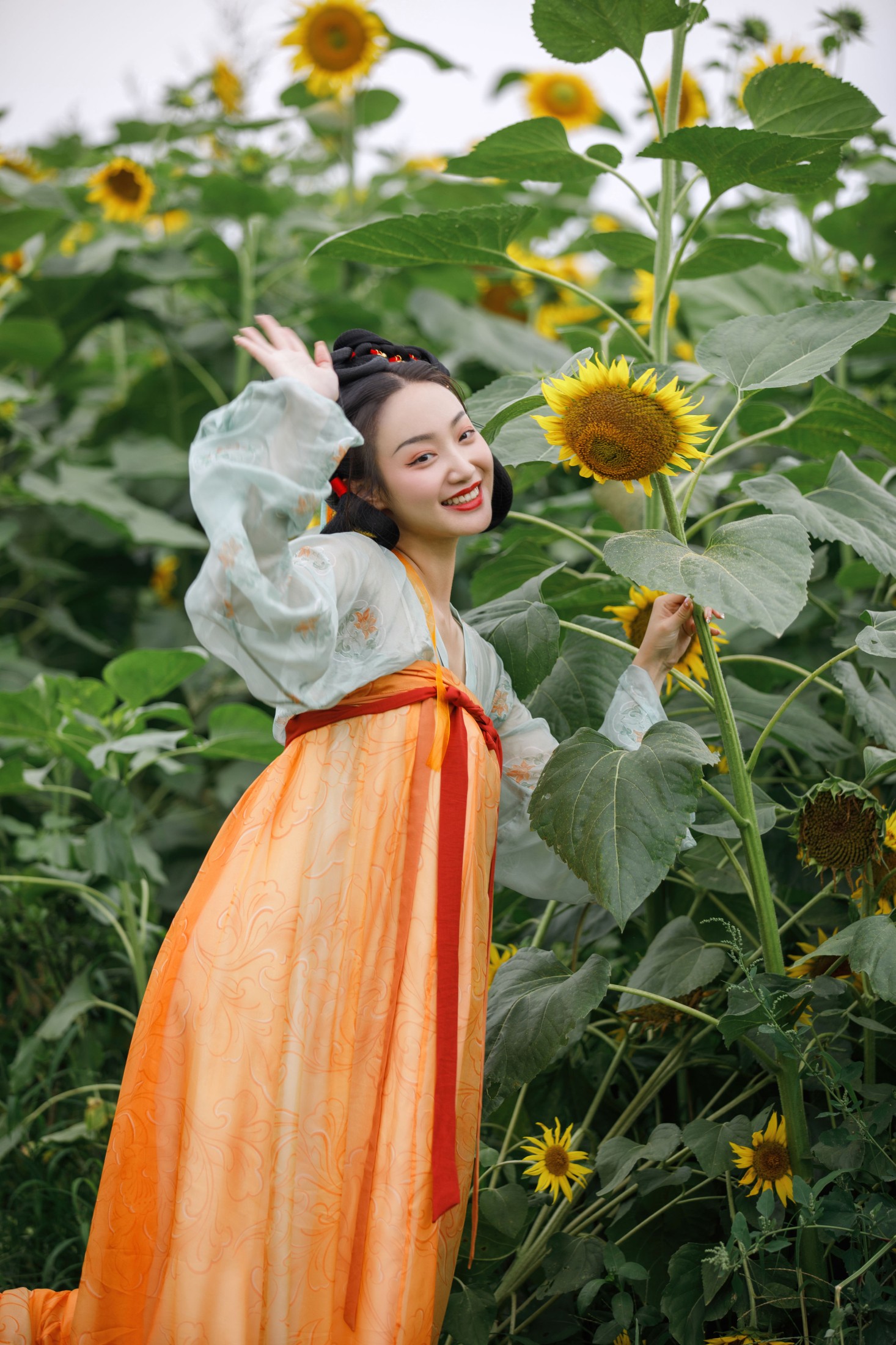 凌子兮 – 《向日葵》[22P]