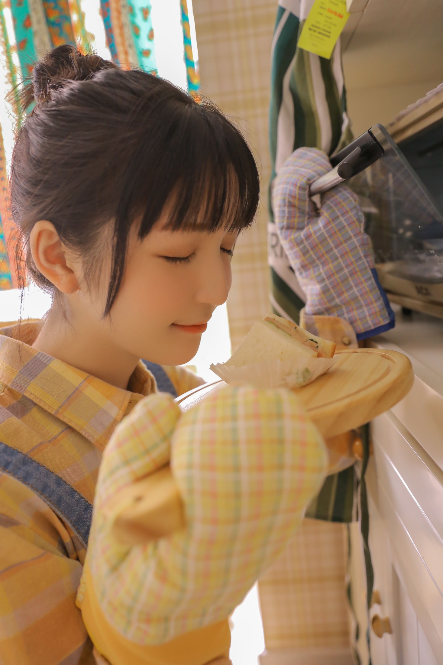 金迪-Vivian – 《今日小厨娘》[26P]