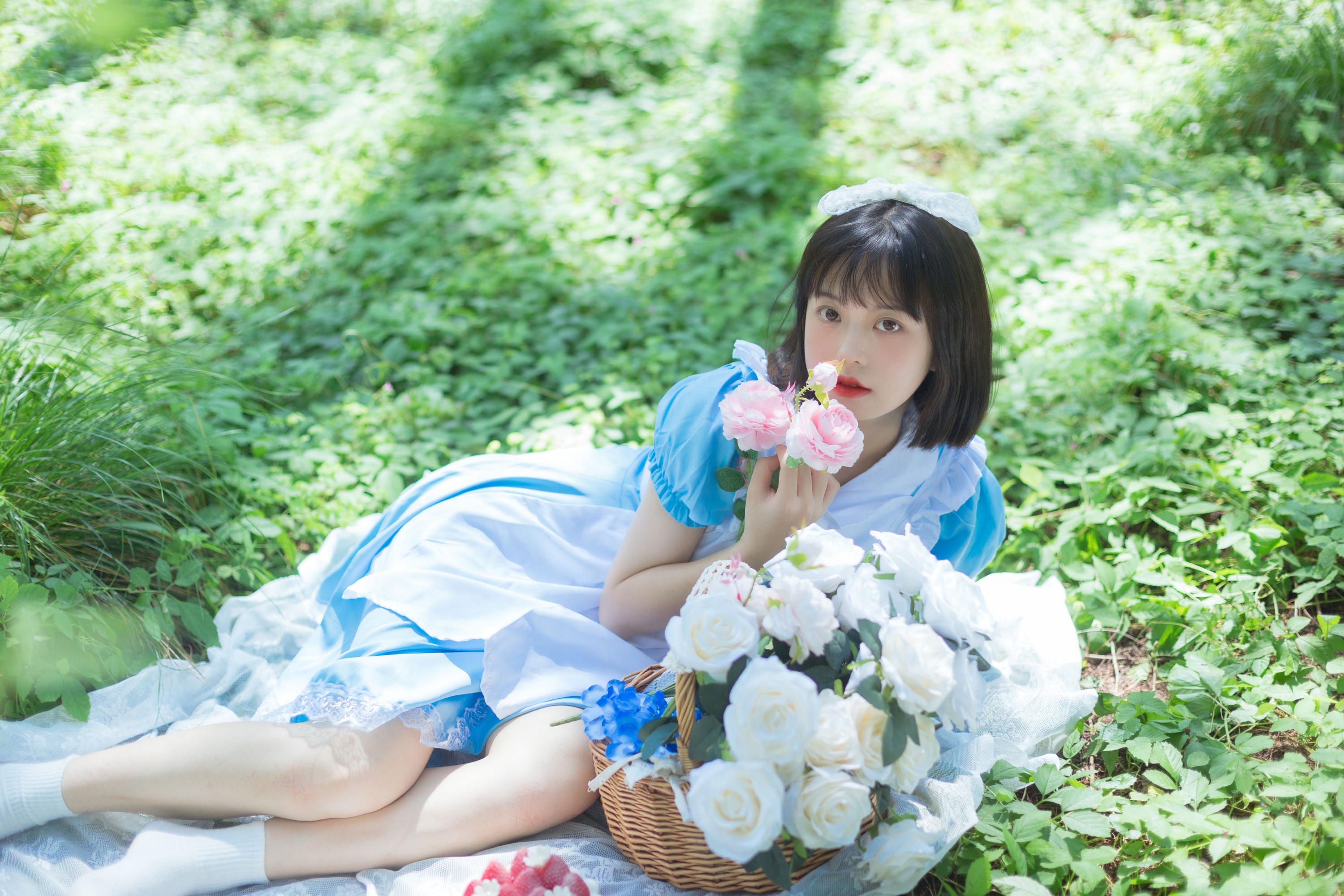哈吉麻花 – 《雏菊和草莓》[32P]