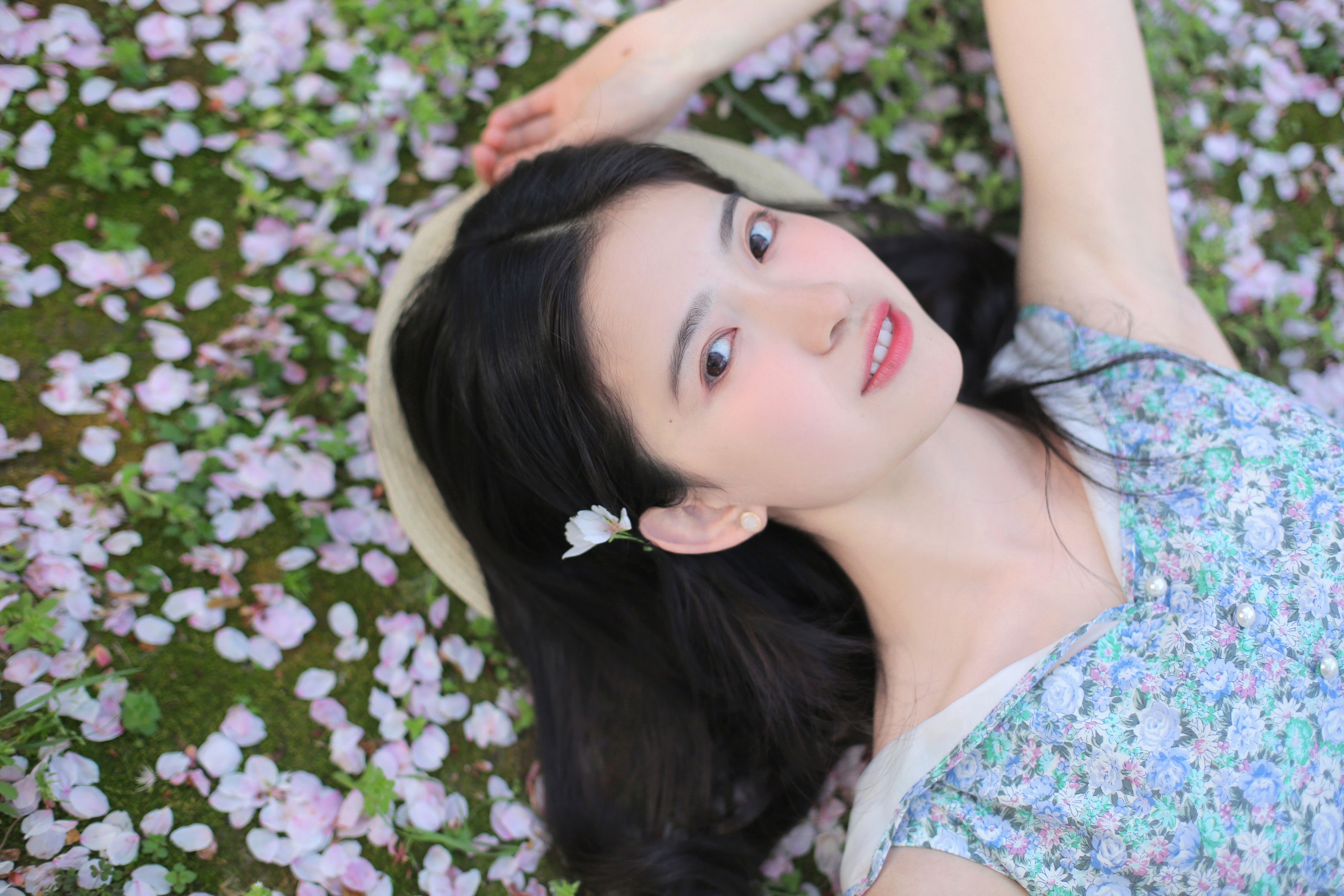 小草草呀 – 《花倦》[22P]