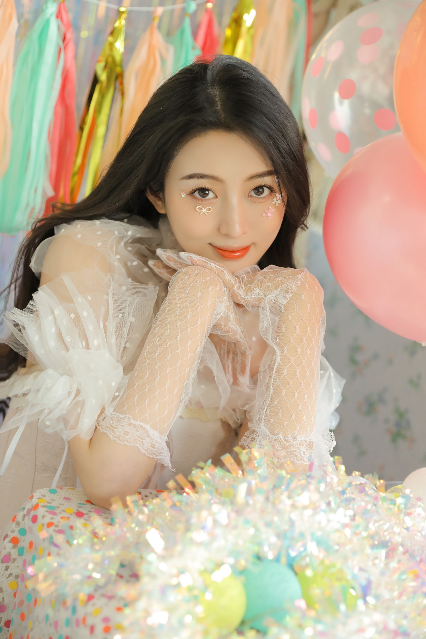 周倩倩啊 – 《Super Iold》[23P]