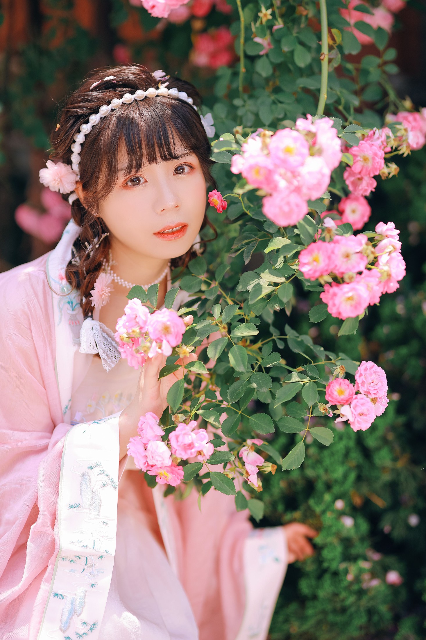 Suky喜欢软绵绵毛茸茸的团子 – 《吻花香》[26P]