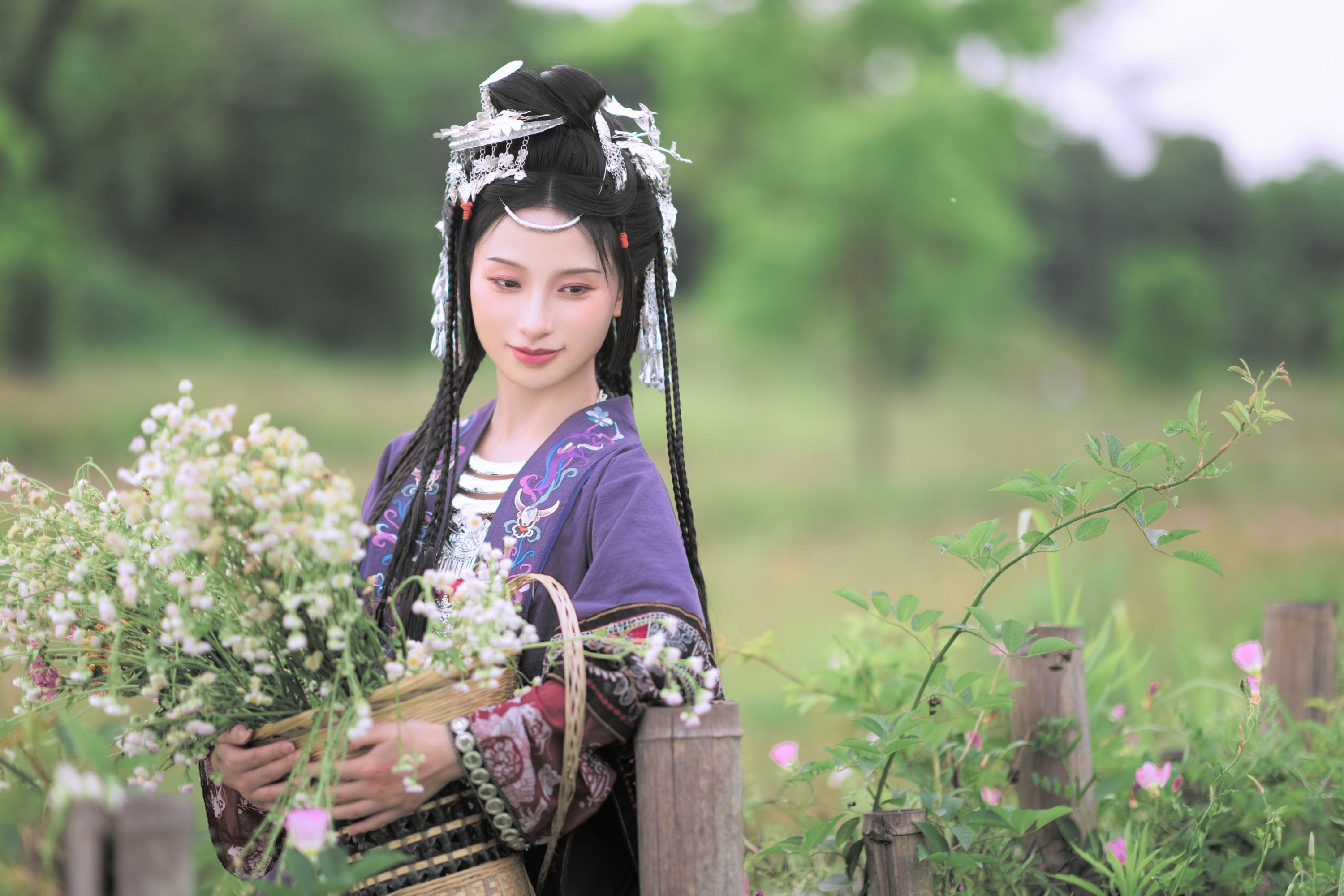 眸小妖 – 《苗疆少女》[42P]