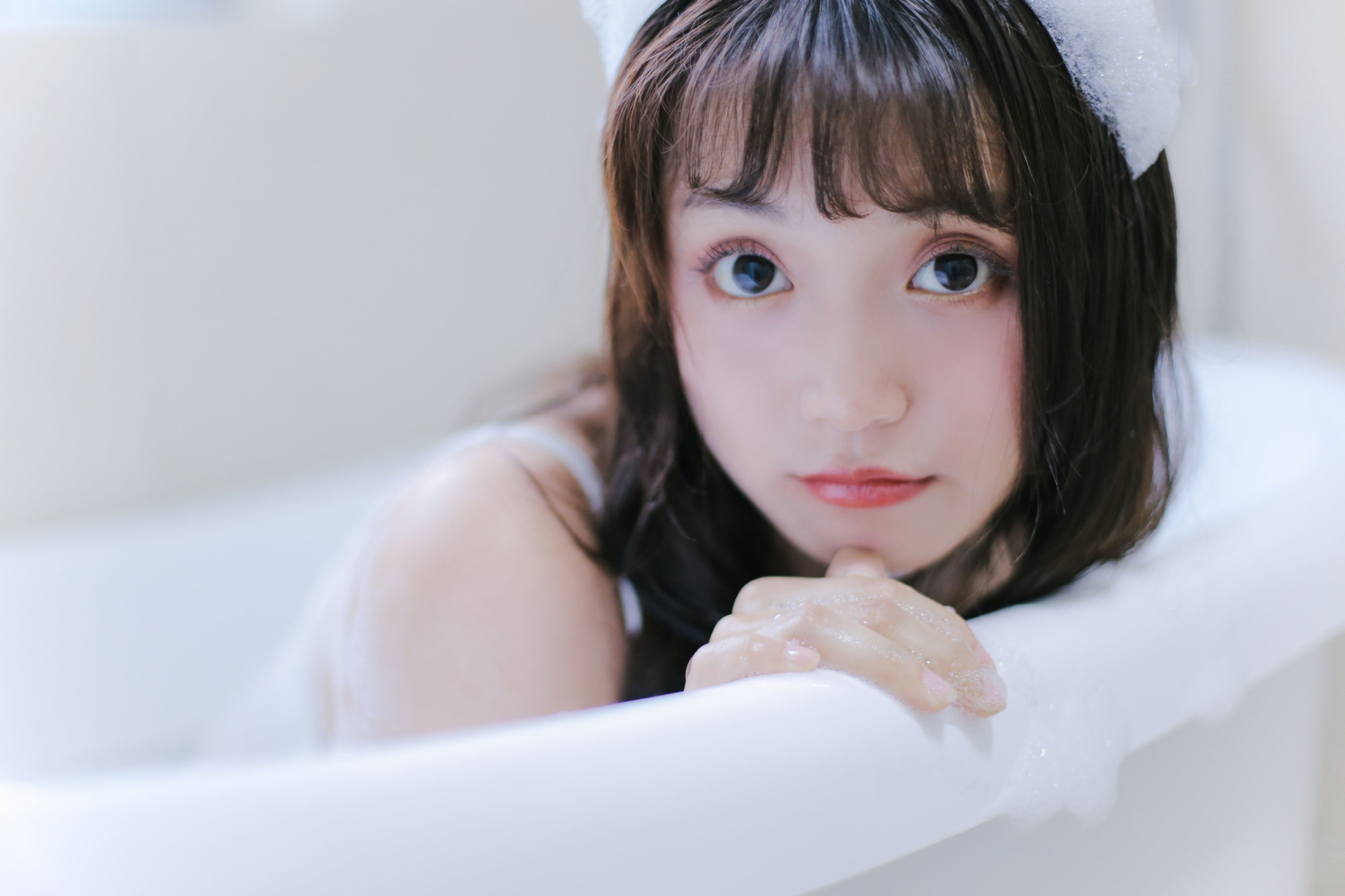 一条鱼尾 – 《牛奶泡泡浴》[27P]