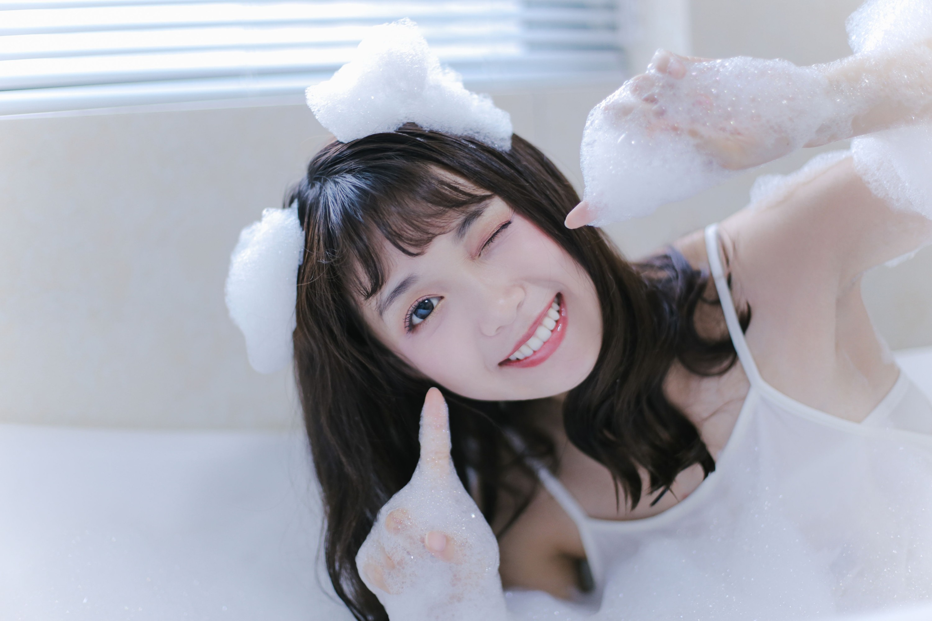 一条鱼尾 – 《牛奶泡泡浴》[27P]