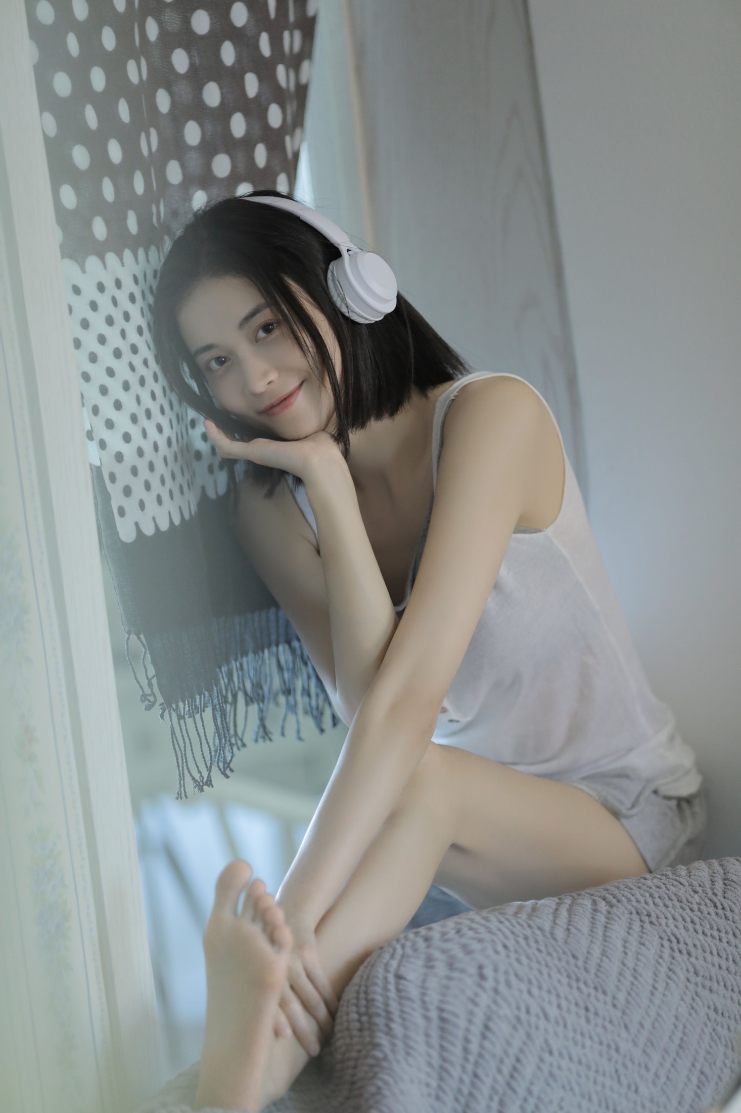 陈小瑜 – 《天灰》[26P]