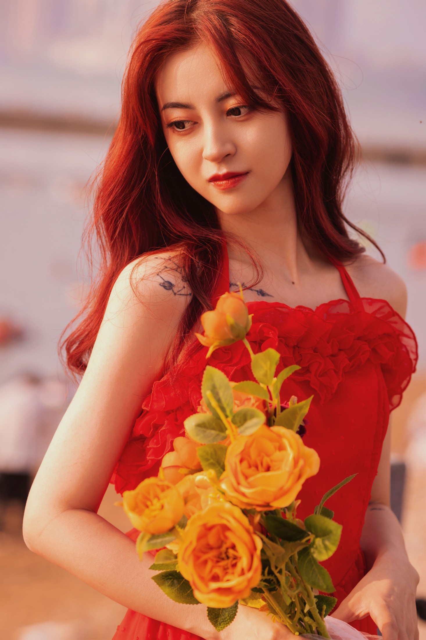 壹萱- – 《海边夕阳和红裙女孩》[33P]
