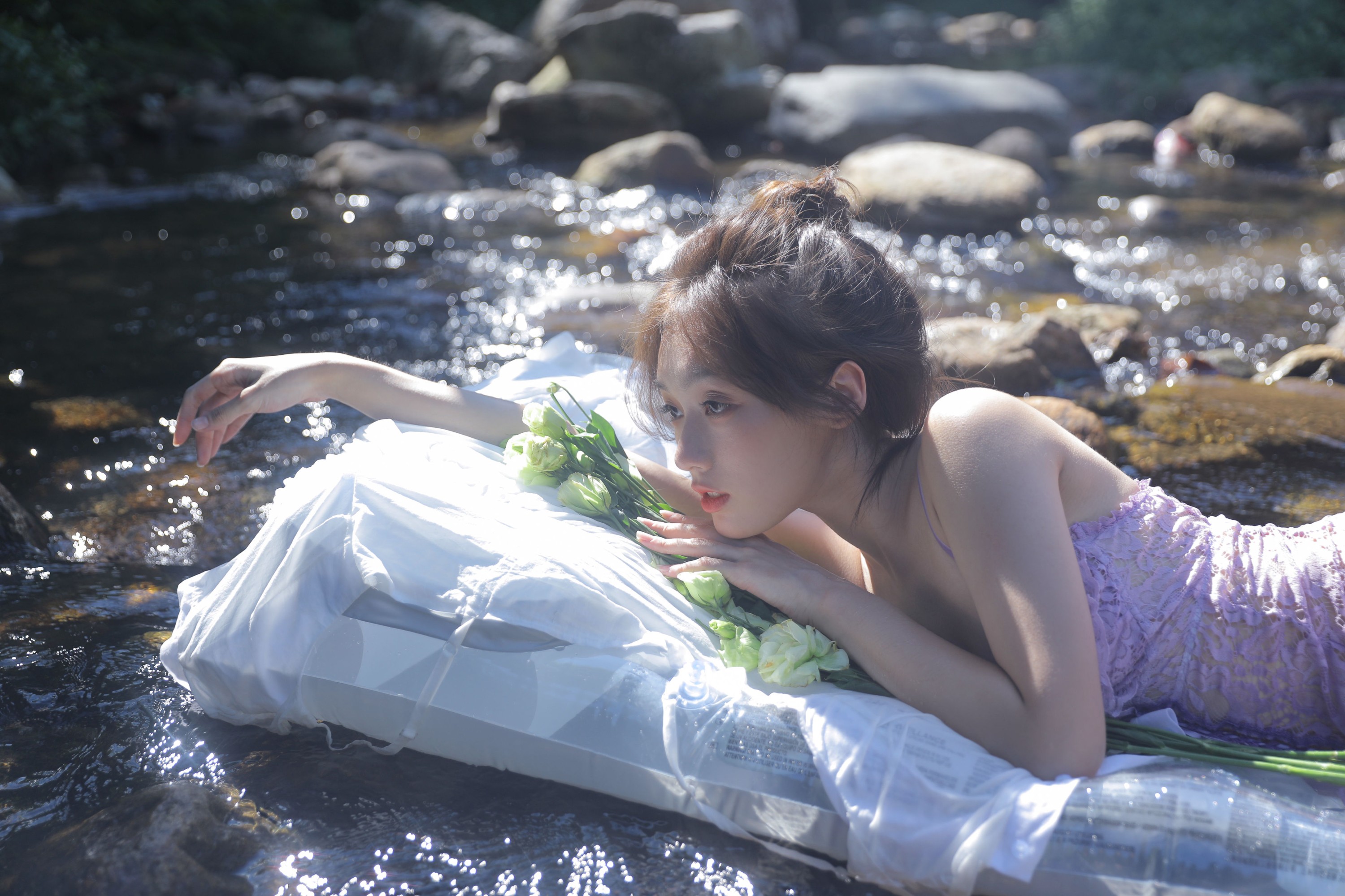 栗子 – 《小溪水写真》[21P]