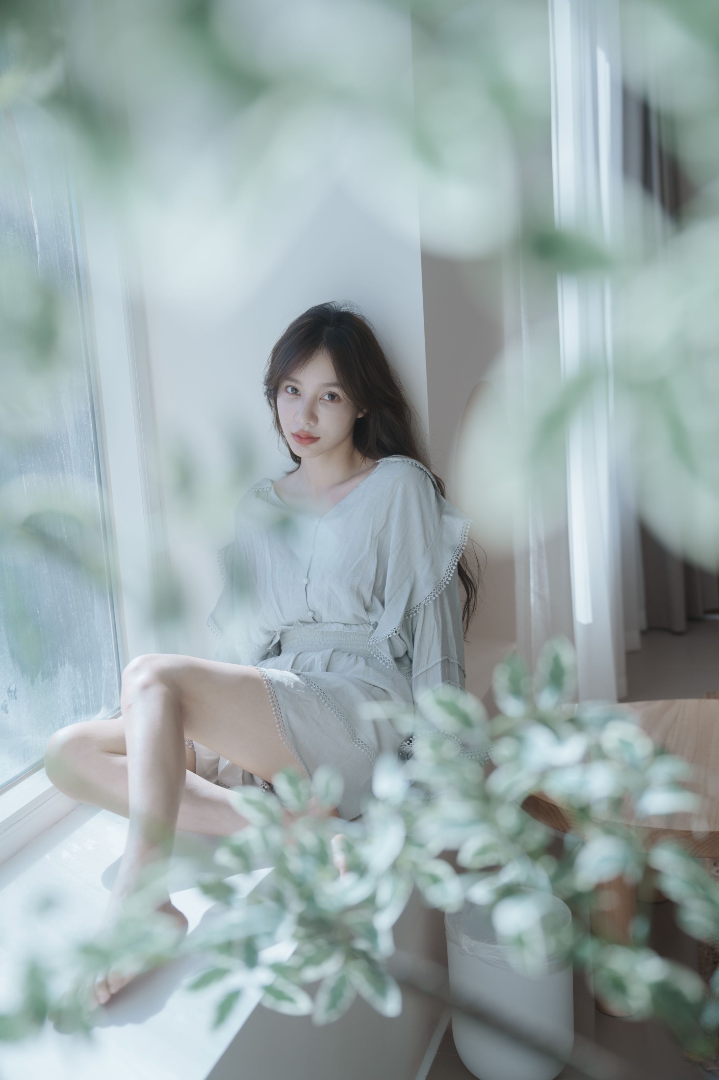 姝雯同学 – 《北欧极简风格民宿写真》[38P]