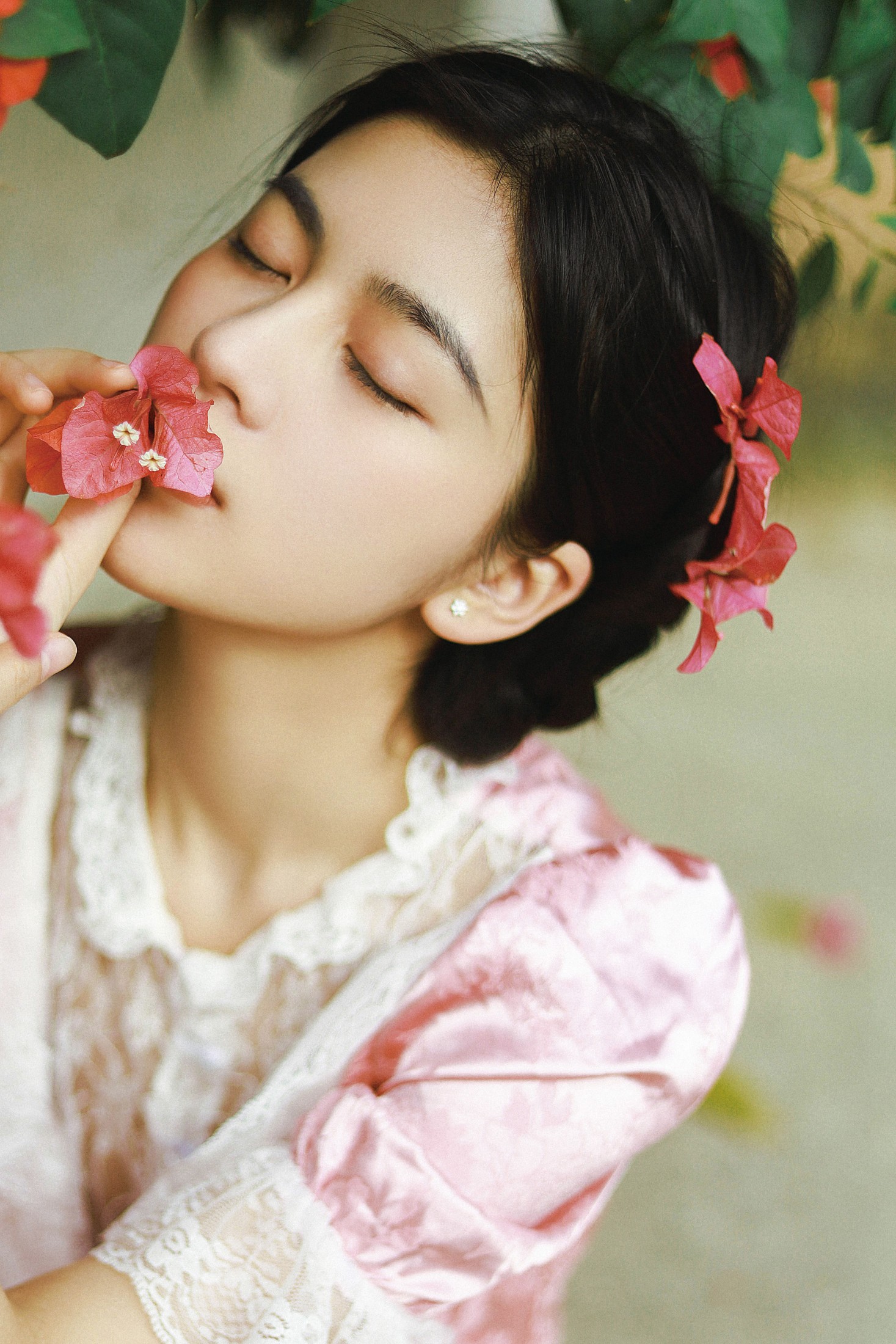 欣慧 – 《三角梅与少女》[21P]