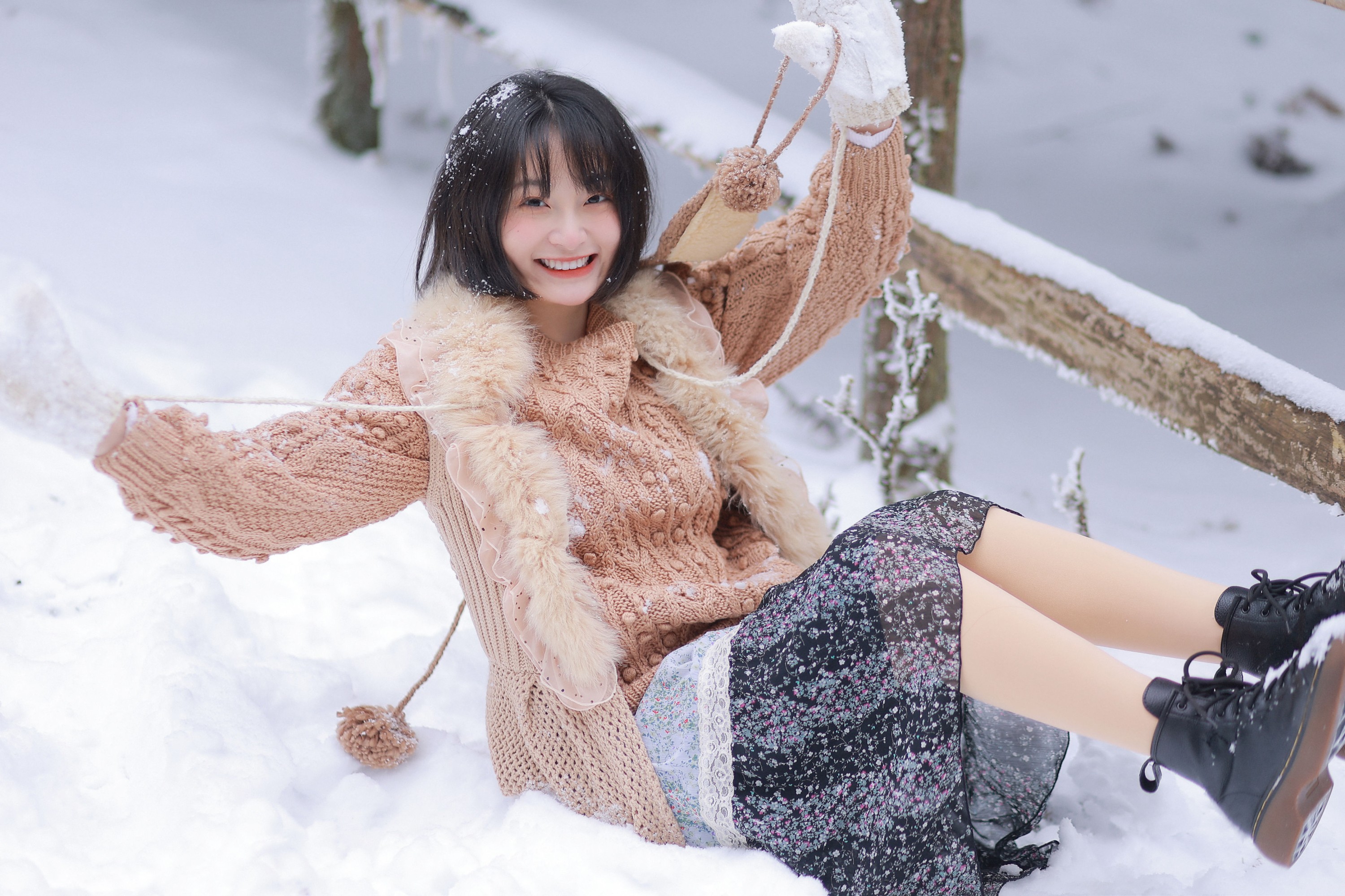 耳元在减肥 – 《嘿，一起来玩雪。》[26P]