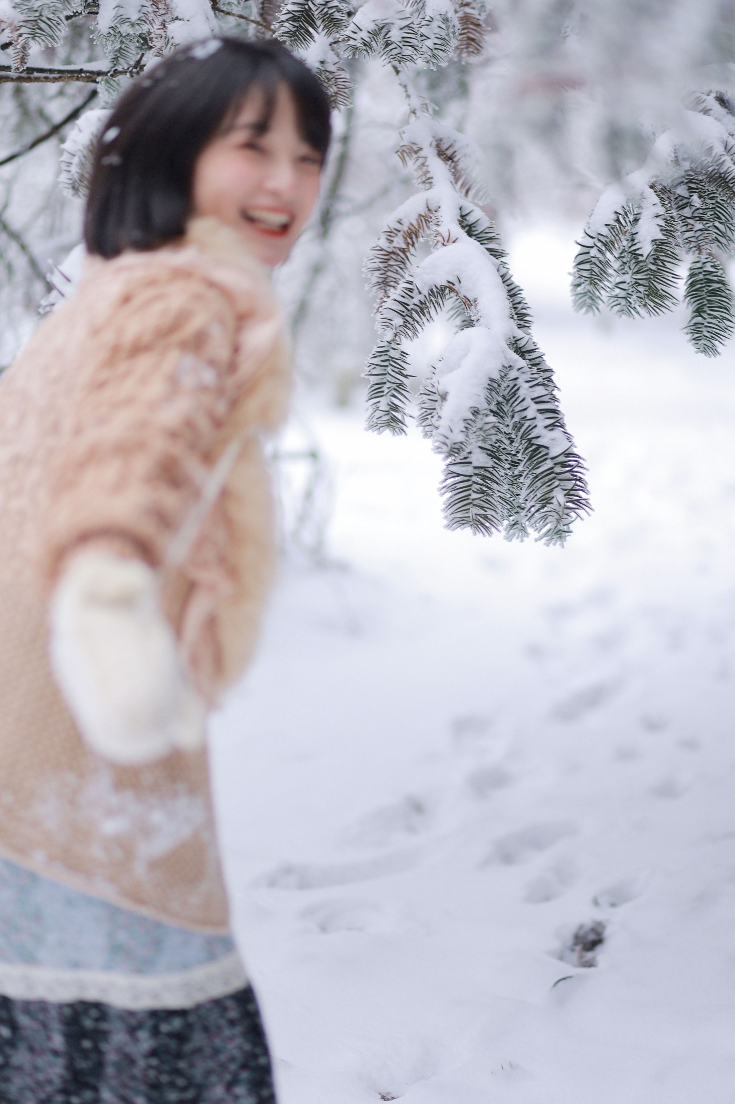 耳元在减肥 – 《嘿，一起来玩雪。》[26P]