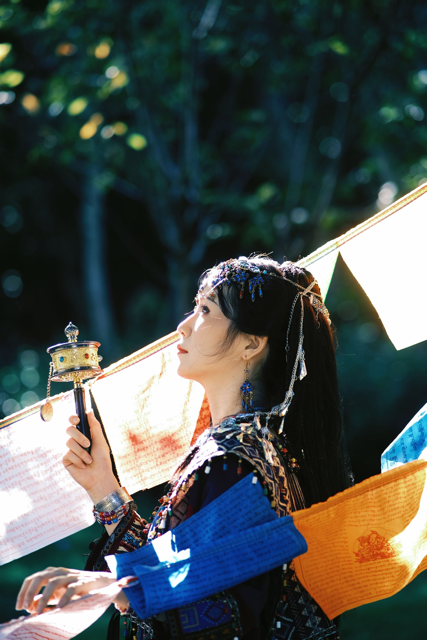 cc – 《苗疆少女》[27P]