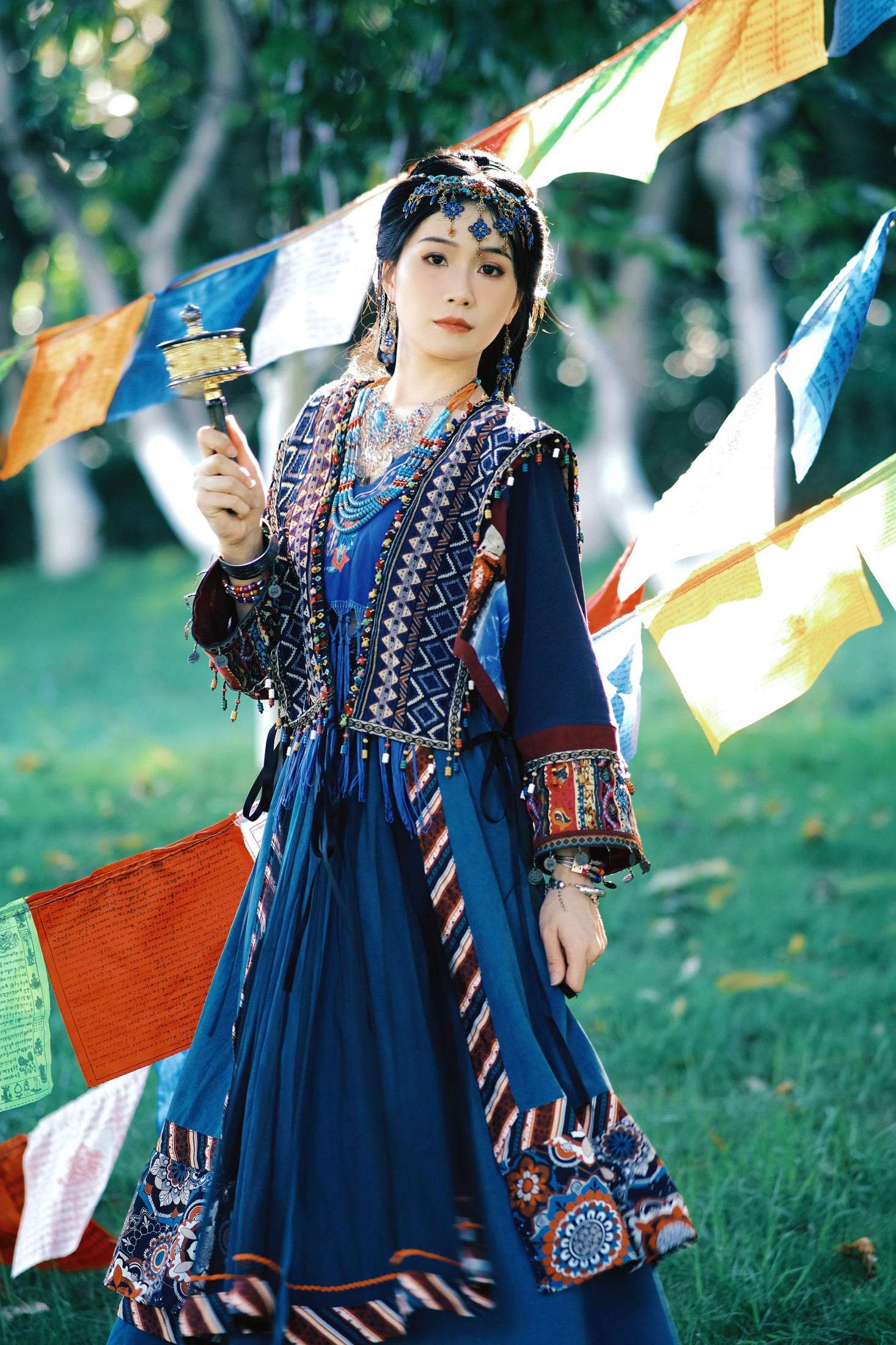 cc – 《苗疆少女》[27P]