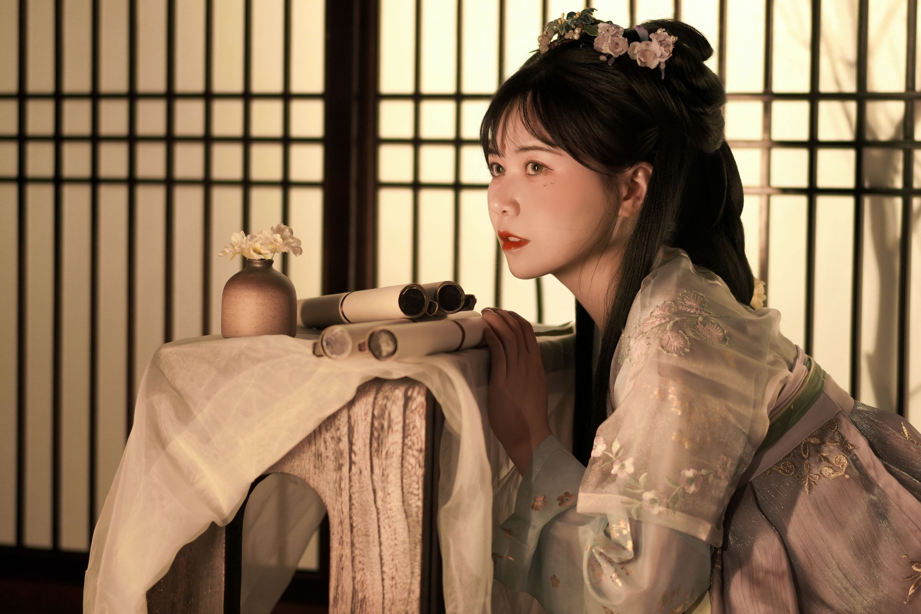 鹤鸣之应- – 《画中仙》[24P]