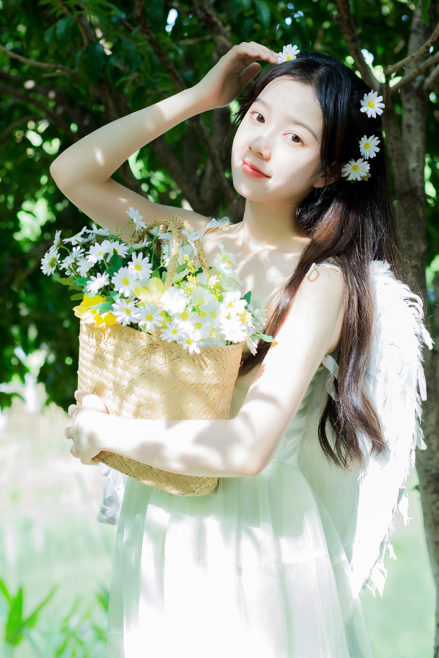 戈曼妮Nini – 《夏末的精灵》[33P]