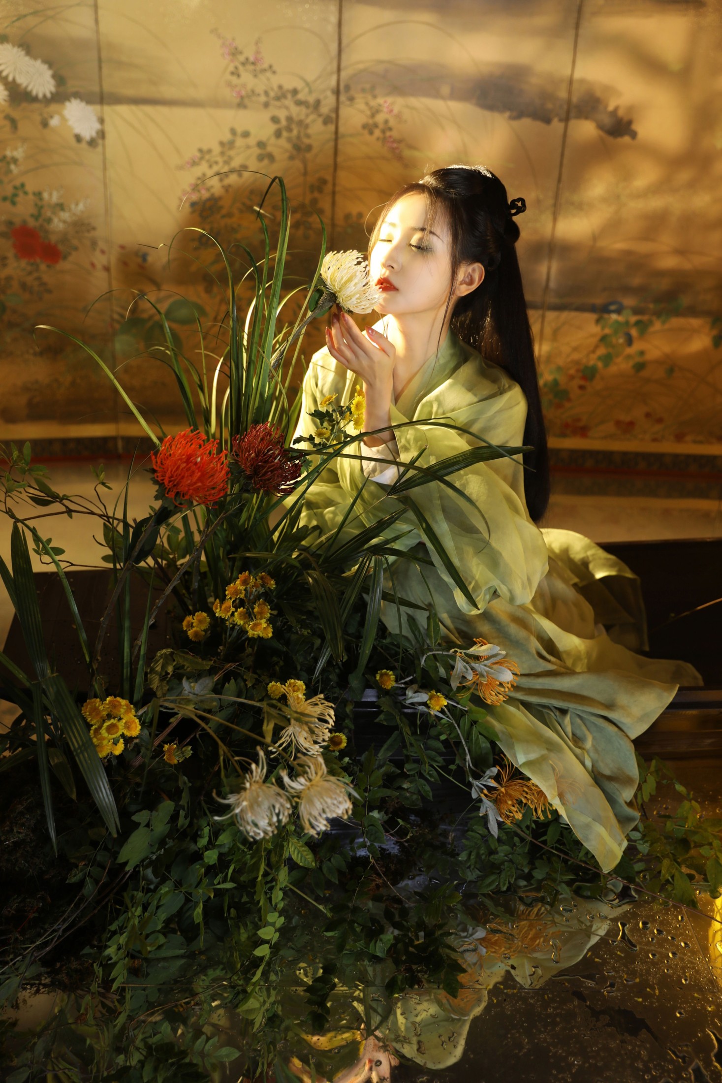 不及丿 – 《风草美人》[35P]