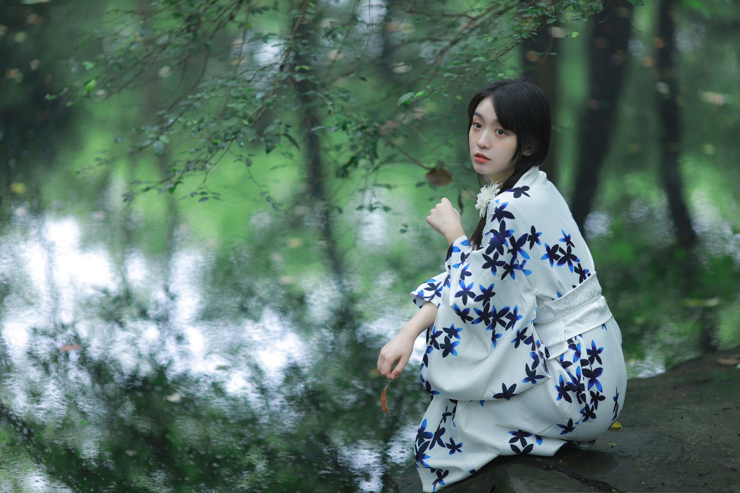 cat睿睿子 – 《春日信徒》[22P]